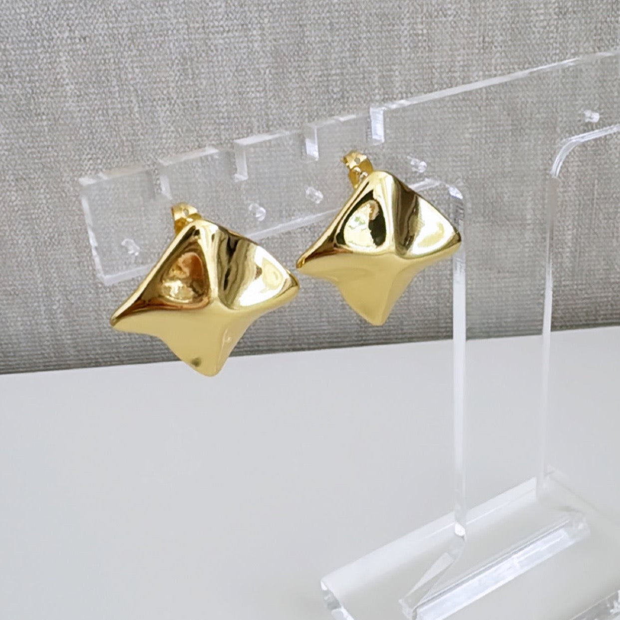 Gold Earring