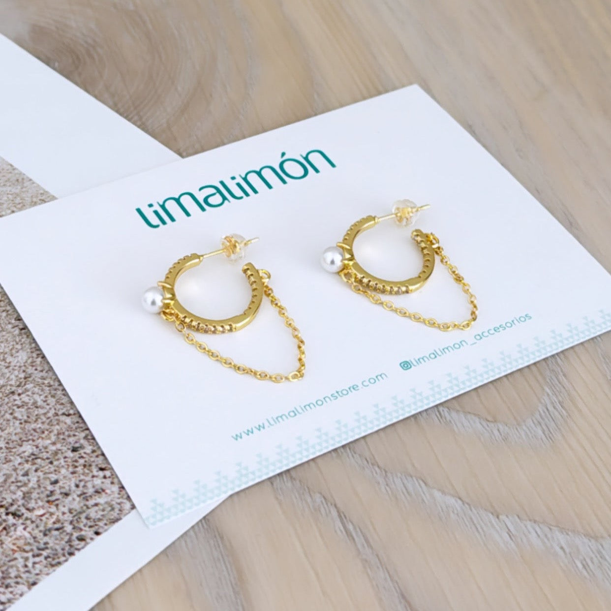 Gold and Pearls Earring