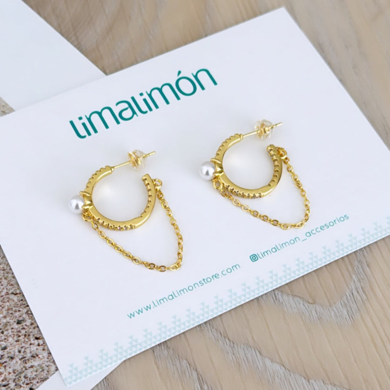 Gold and Pearls Earring