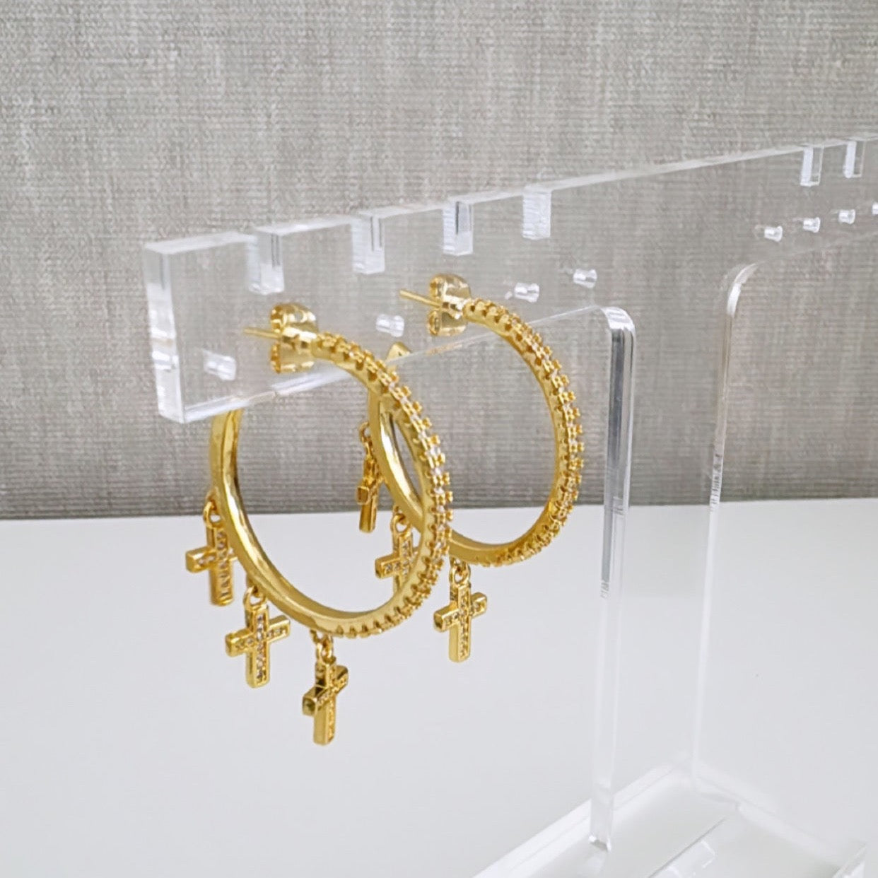 Cross Hoops