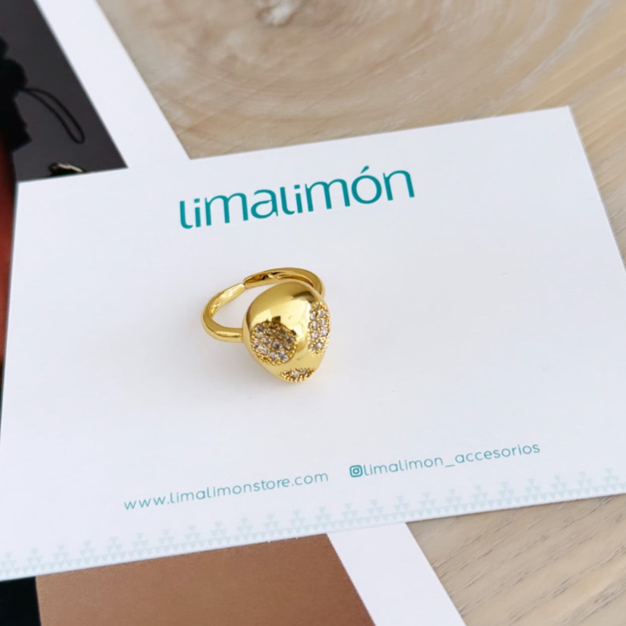 Gold Zirconia Ring