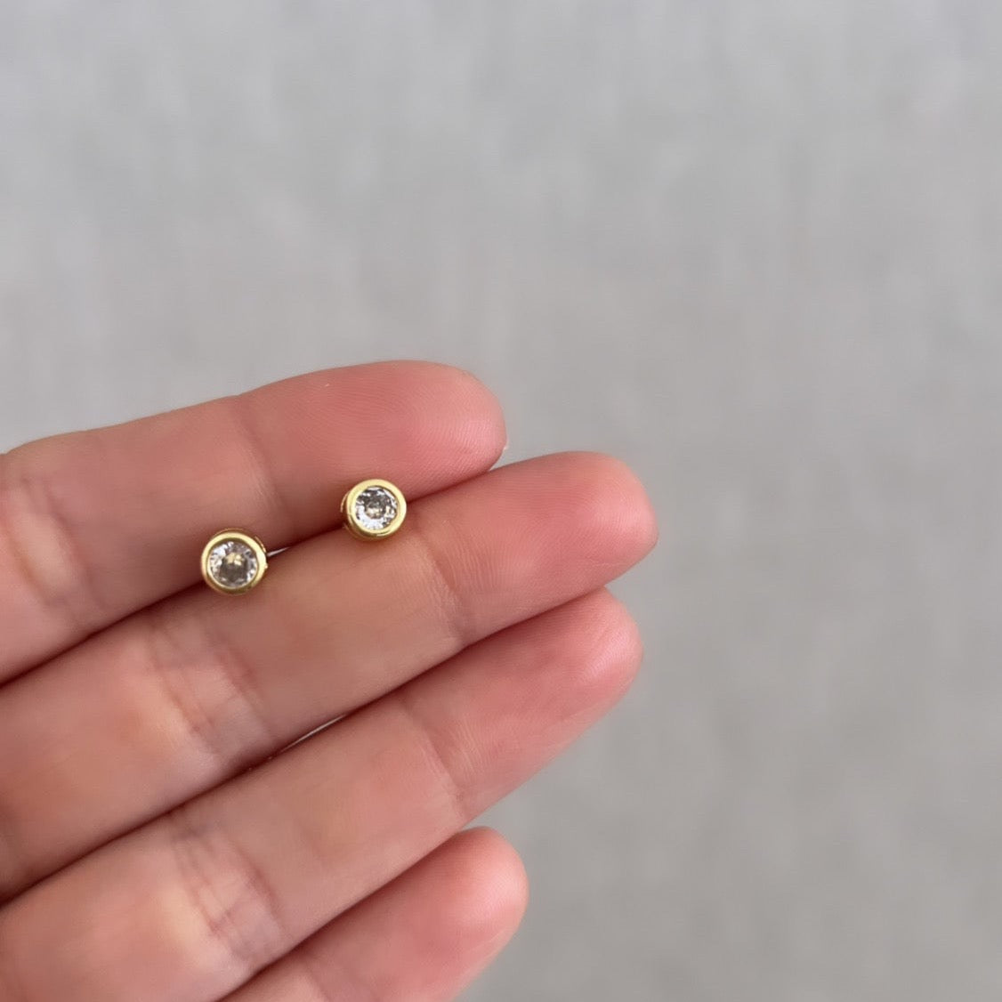 Gold Zirconia Stud