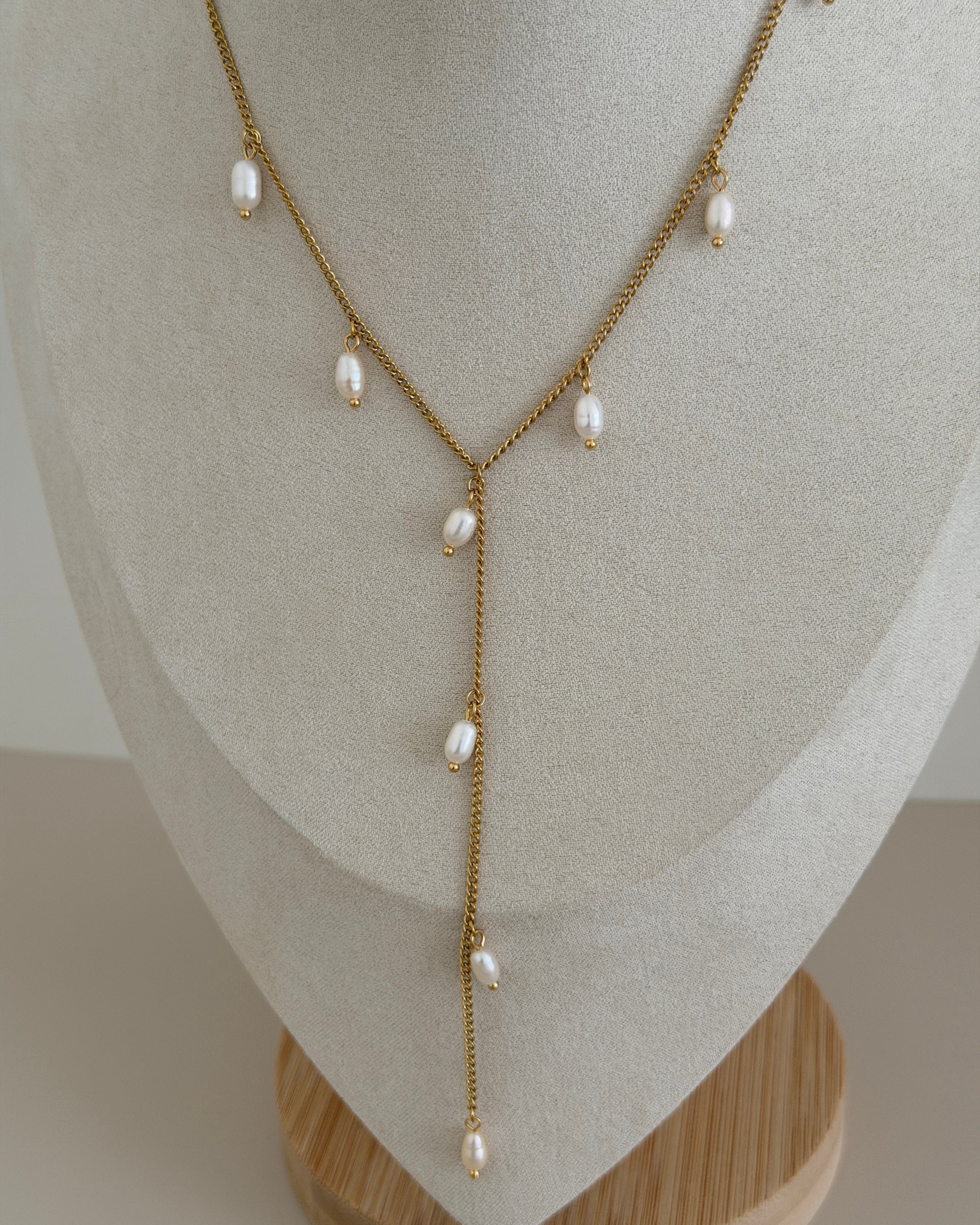 Isla Pearl Lariat Necklace