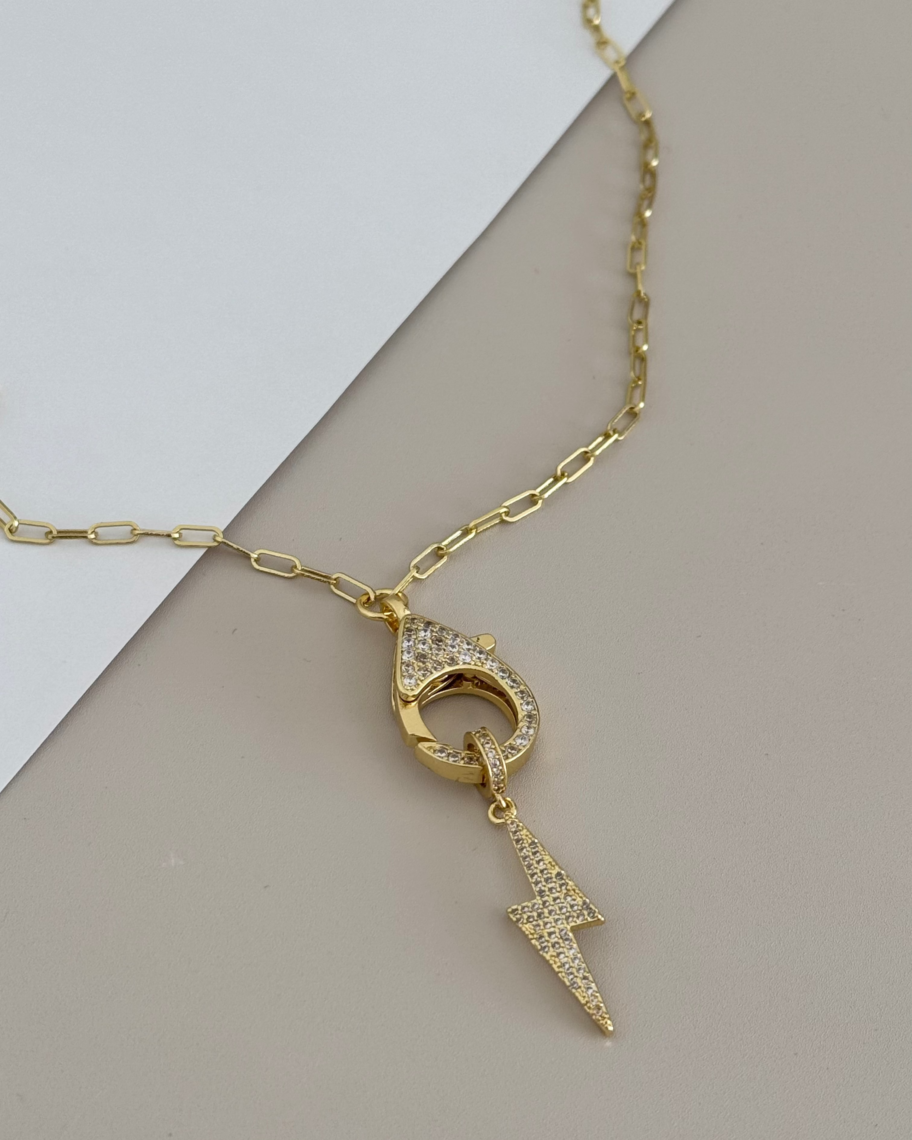 Hook Lighting Necklace - Necklace | LimaLimón Store - 2