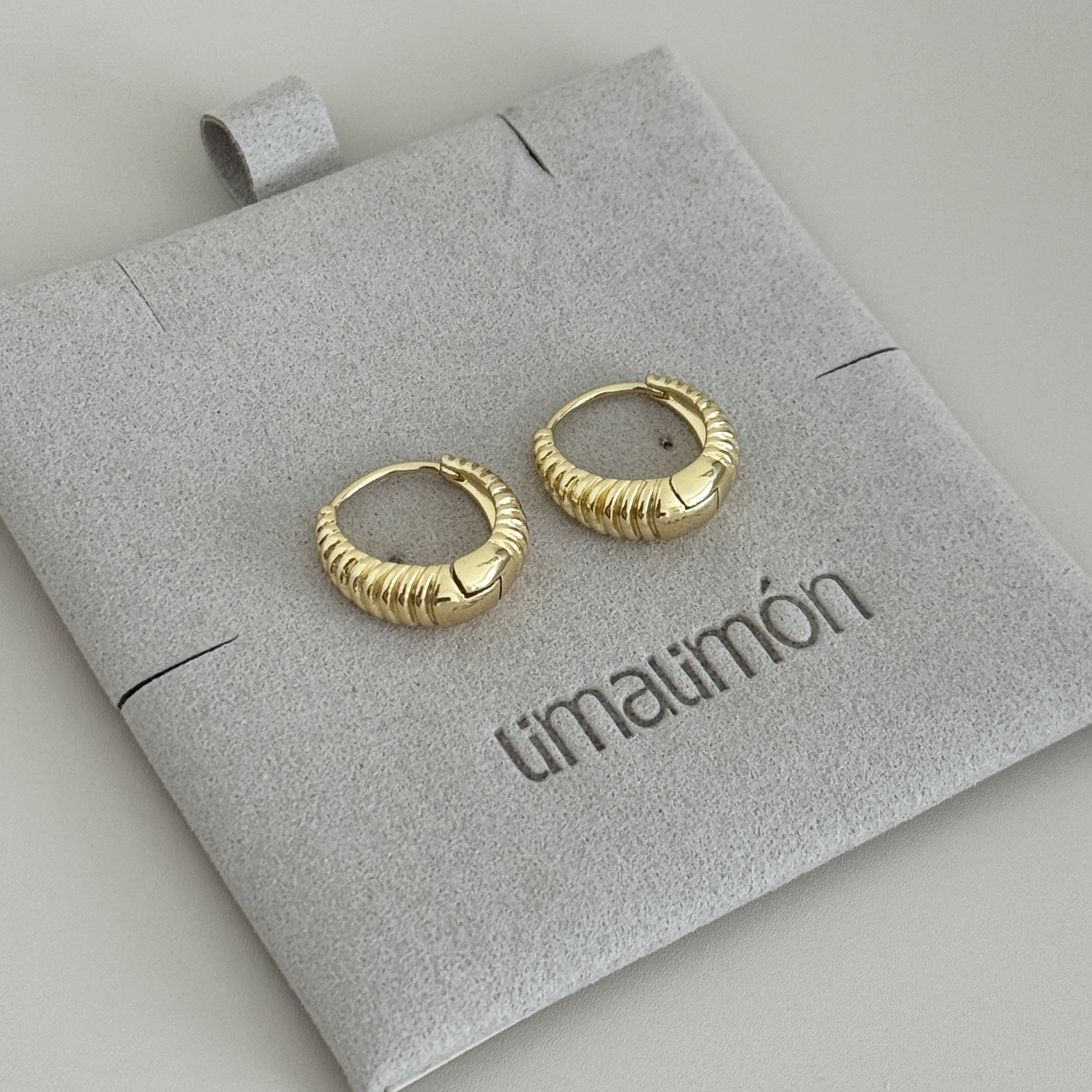 Sculpted Twist Hoops