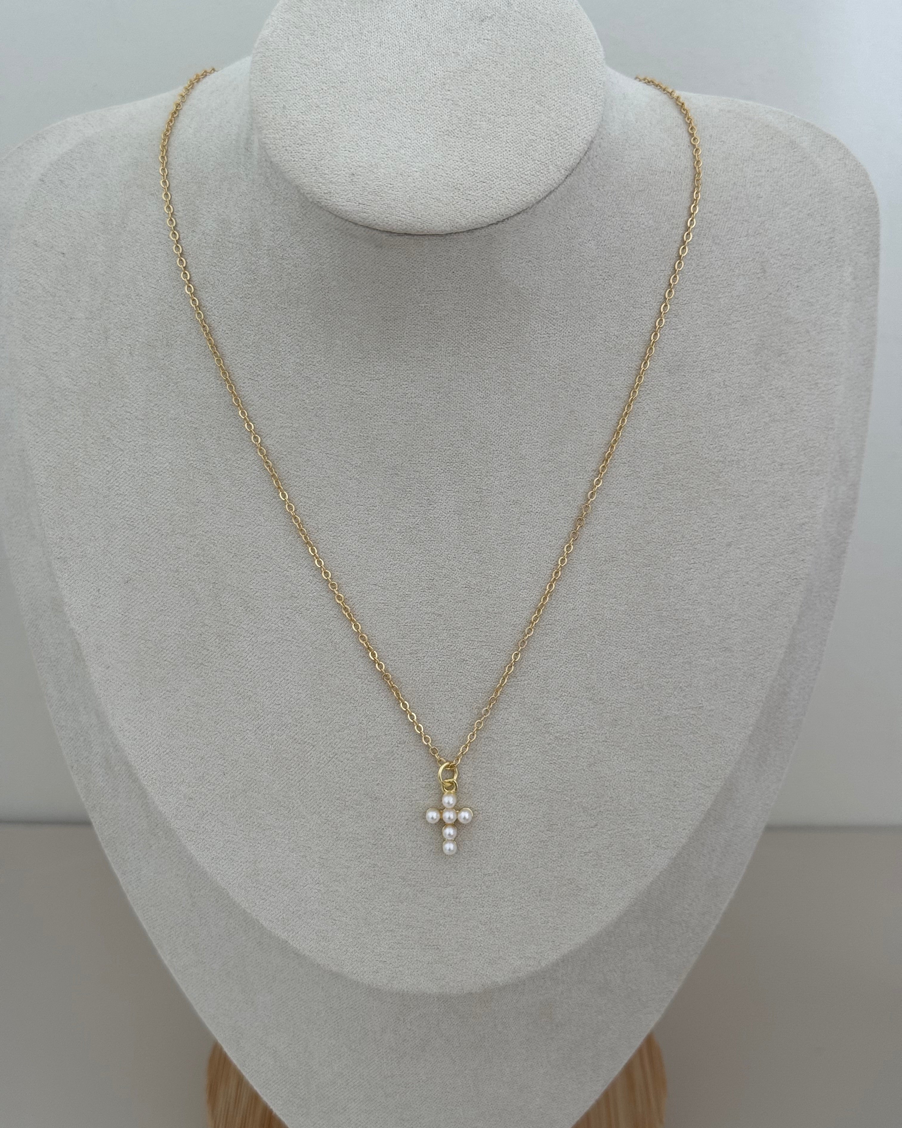 Cross Pearls Necklace