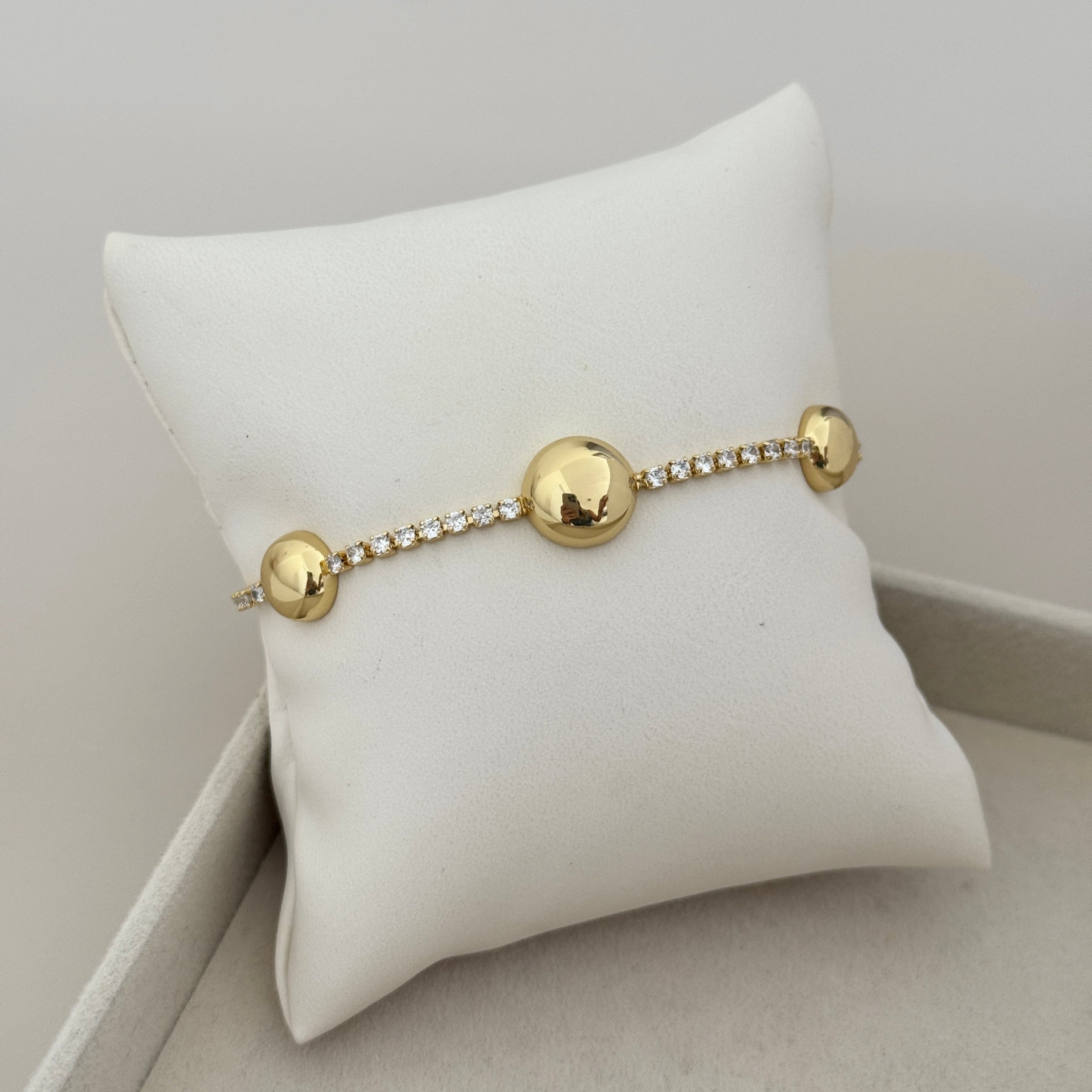 Bold Shine Bead Bracelet