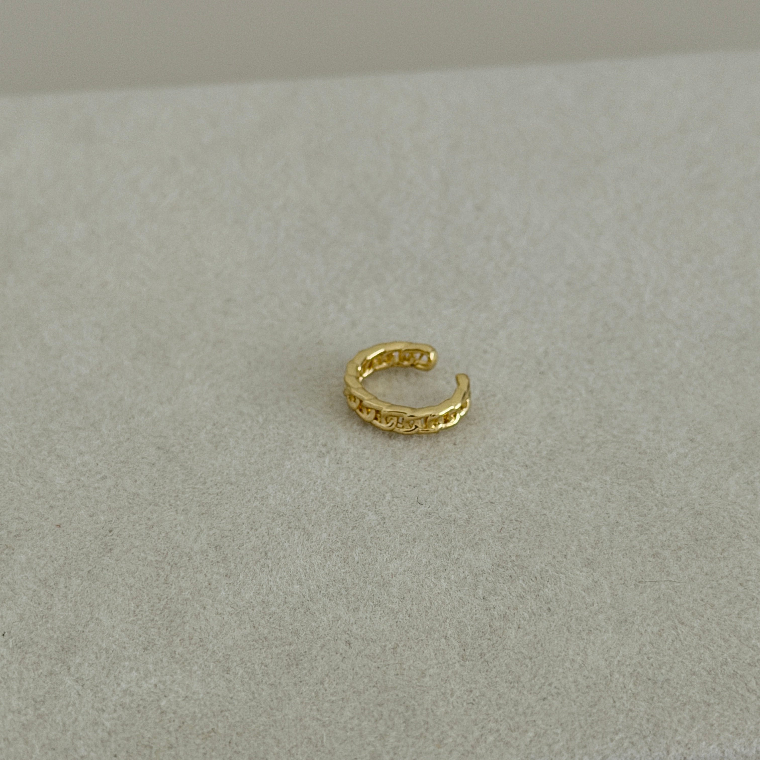 Chain Link Gold Ear Cuff