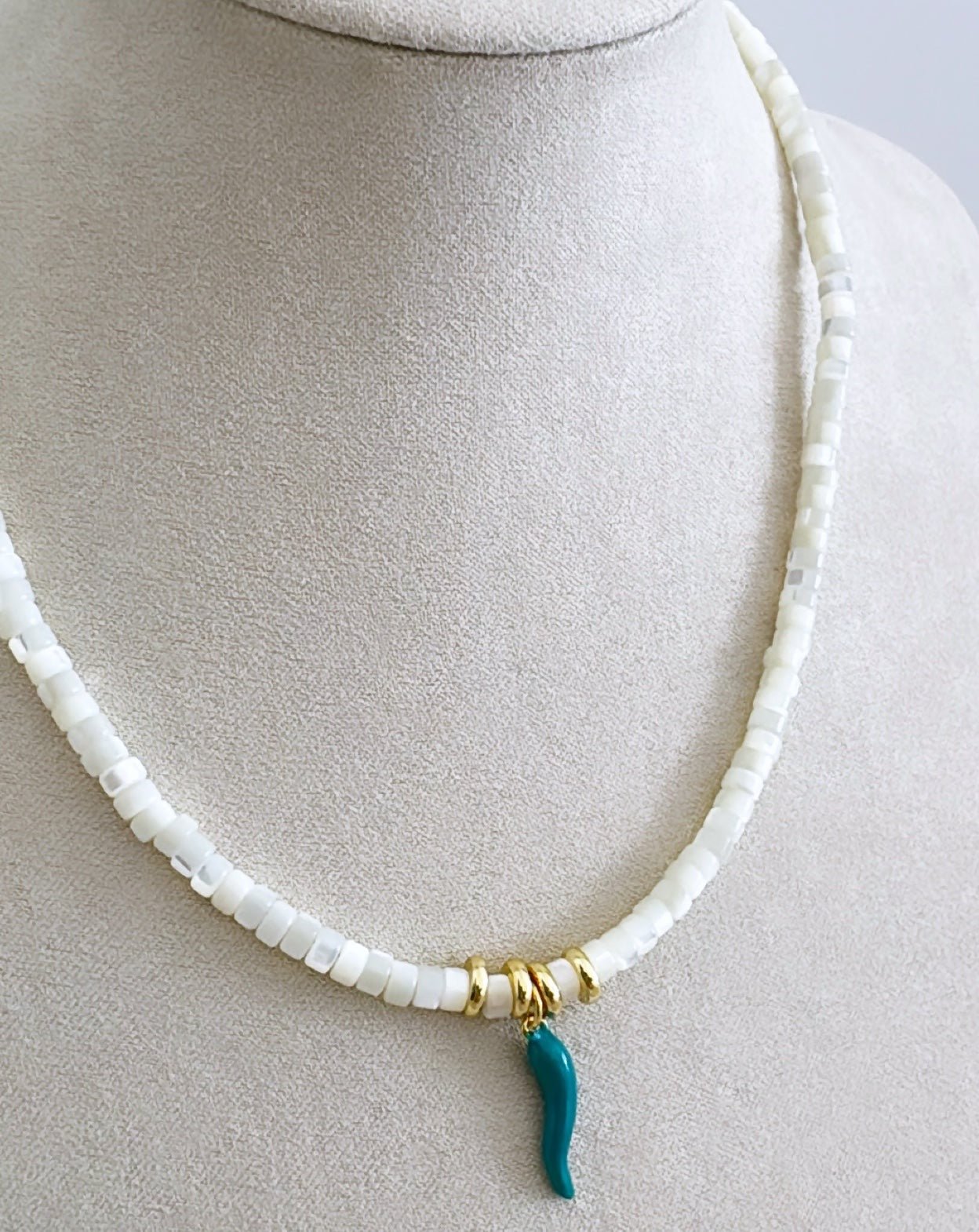 Aji Puka Necklace - Necklace | LimaLimón Store - 4