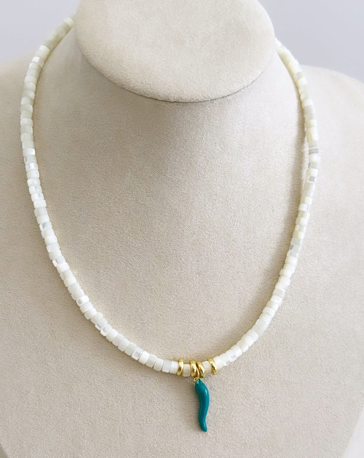 Aji Puka Necklace - Necklace | LimaLimón Store - 5