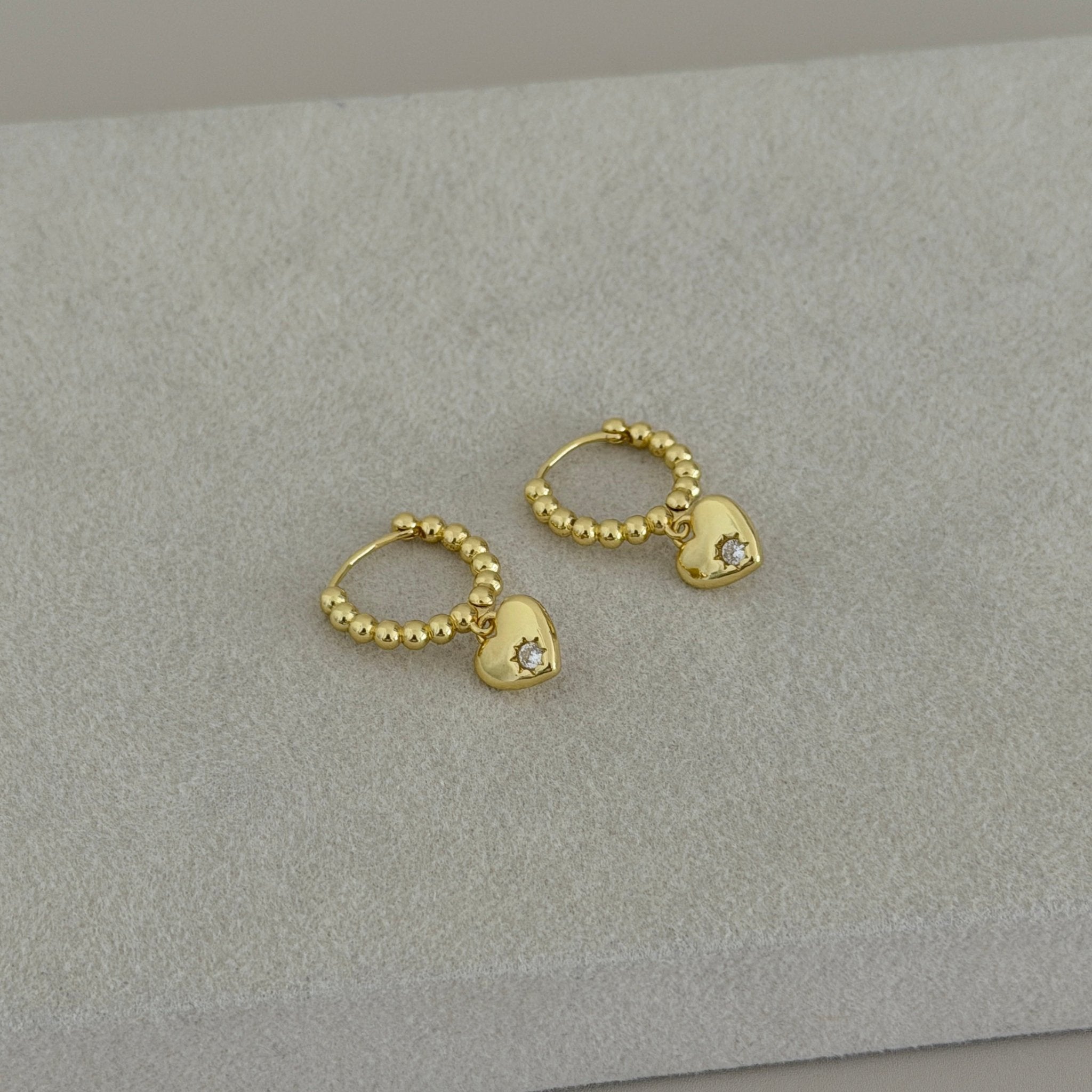 Beaded Heart Hoop Earrings - Earring | LimaLimón Store - 1