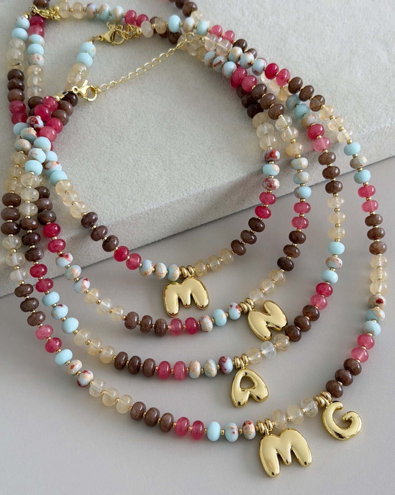 Beaded Initial Necklace - Collares | LimaLimón Store - 1