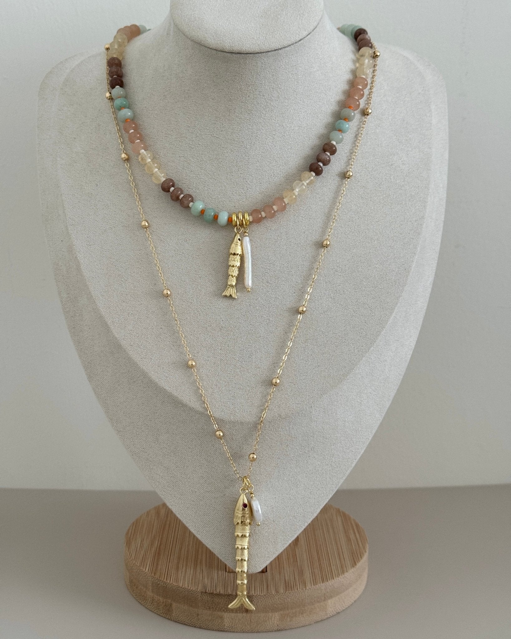Beaded with Fish and Pearl Charms - Necklace | LimaLimón Store - 5