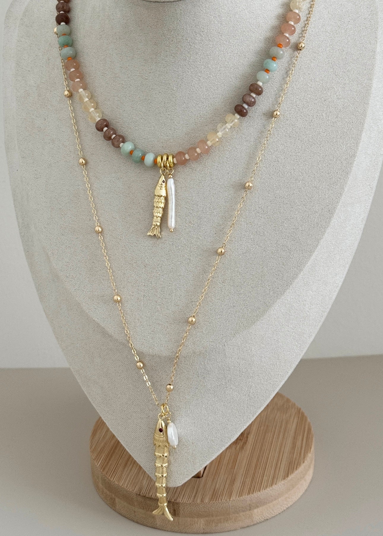 Beaded with Fish and Pearl Charms - Necklace | LimaLimón Store - 6