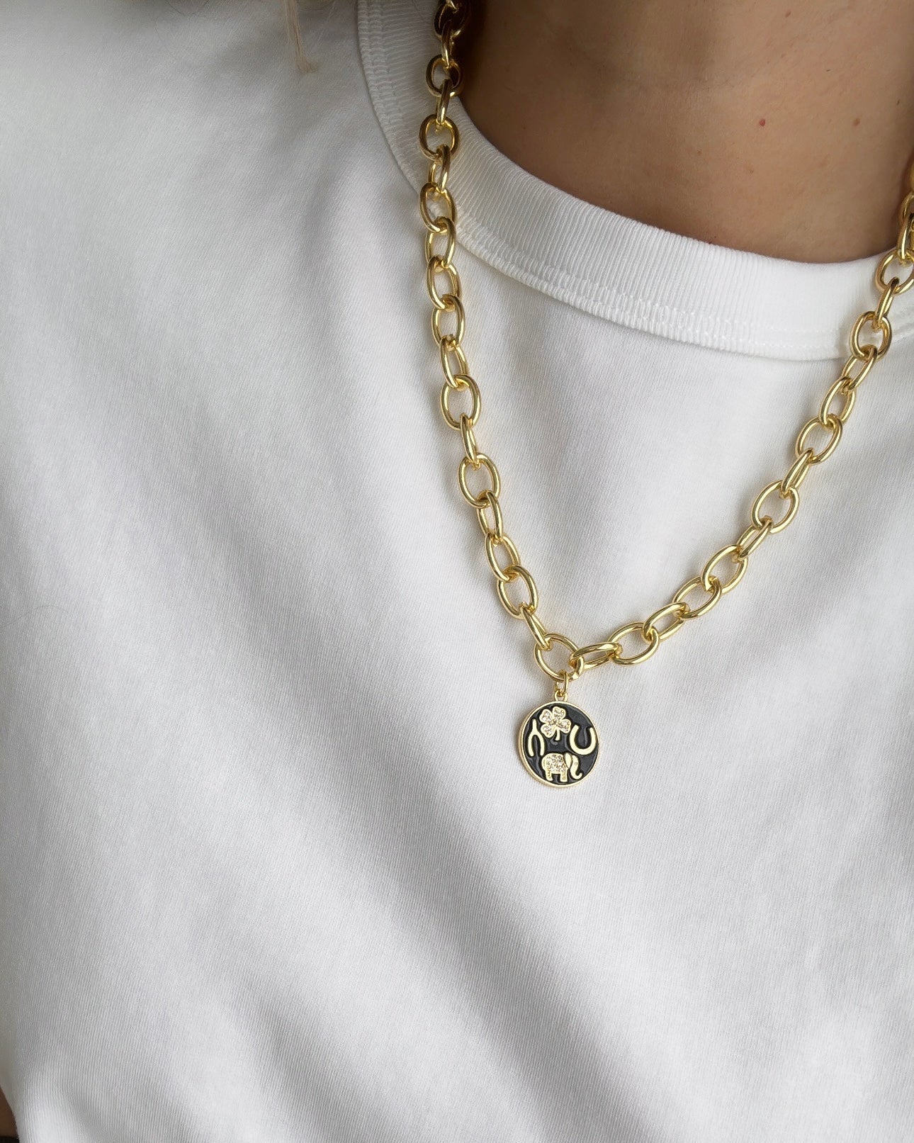 Black Charm Necklace - Necklace | LimaLimón Store - 6