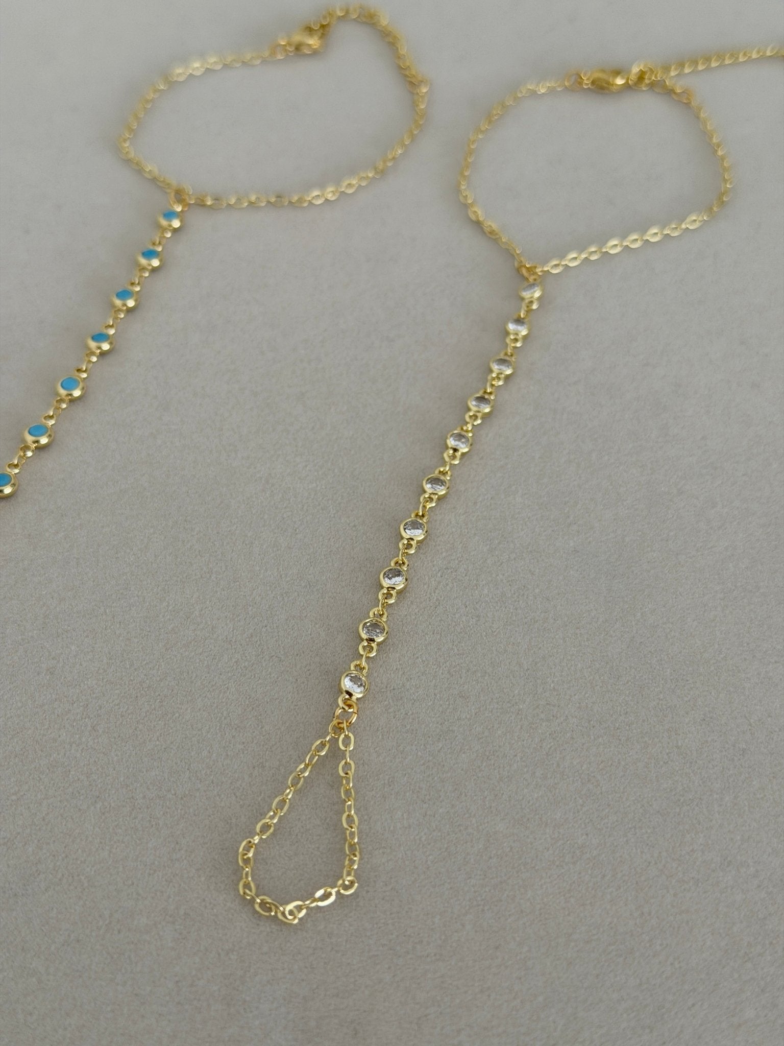 Celeste Hand Chain - Bracelet | LimaLimón Store - 4