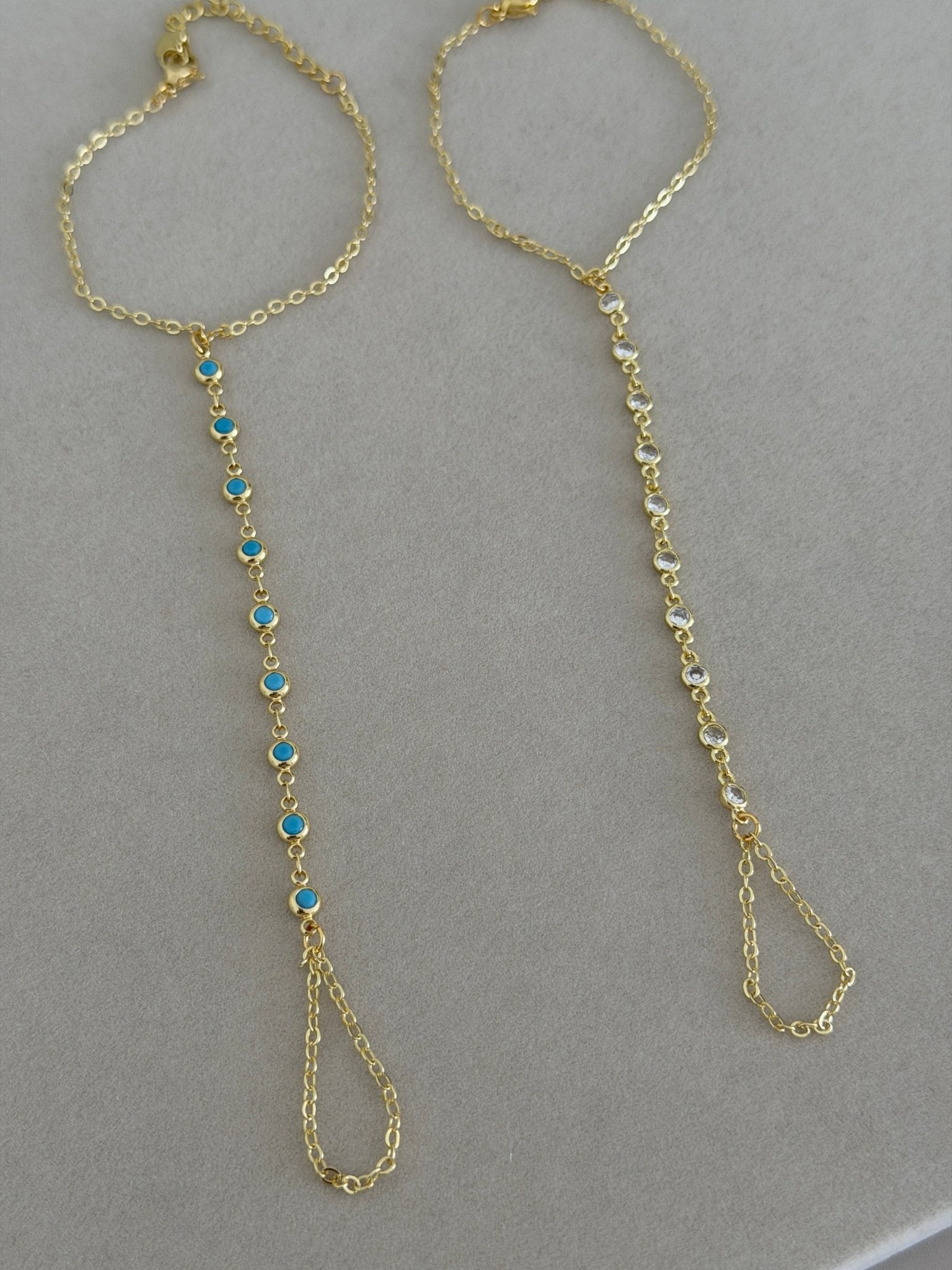 Celeste Hand Chain - Bracelet | LimaLimón Store - 5