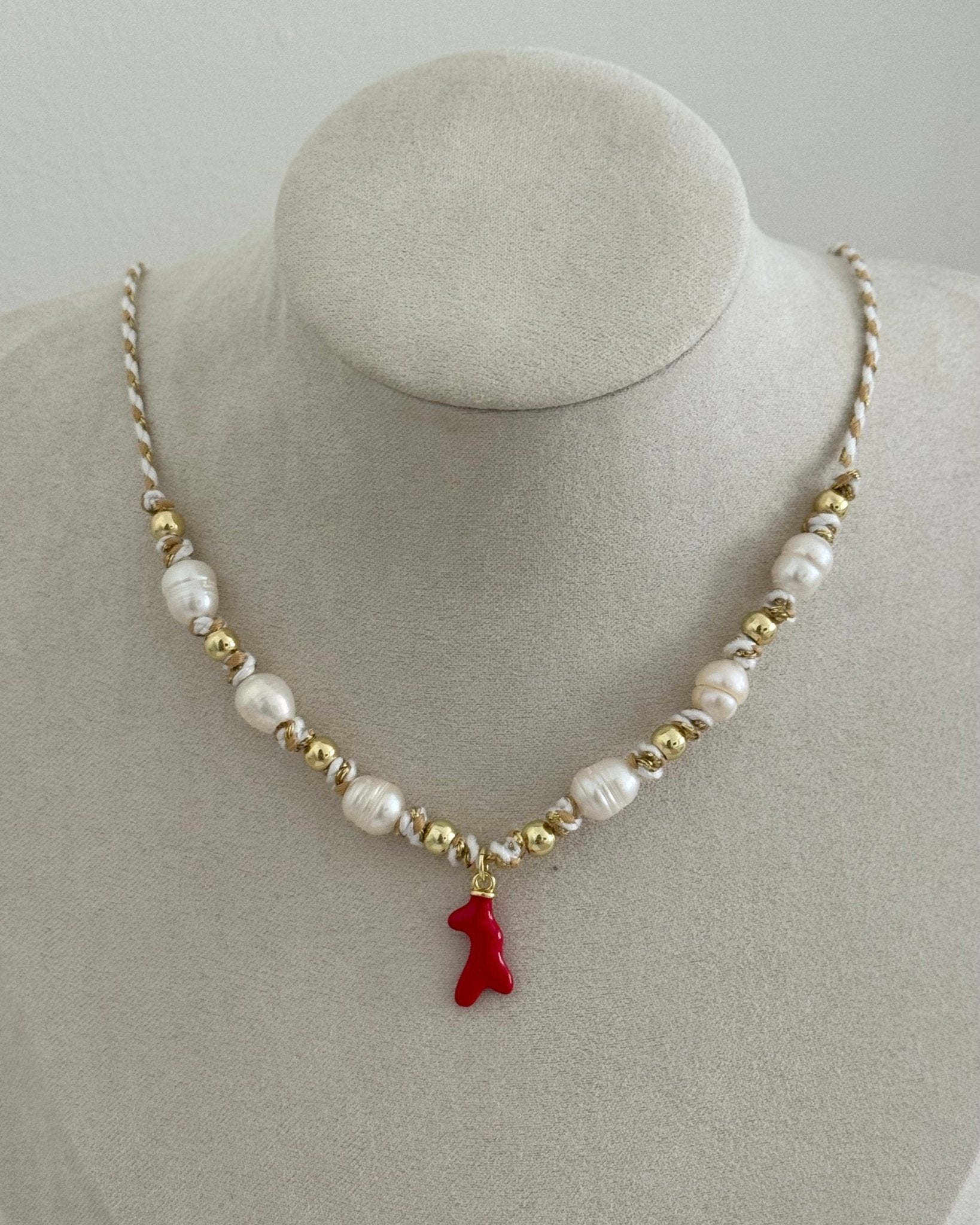 Charm Pearls Cord Necklace - Necklace | LimaLimón Store - 5