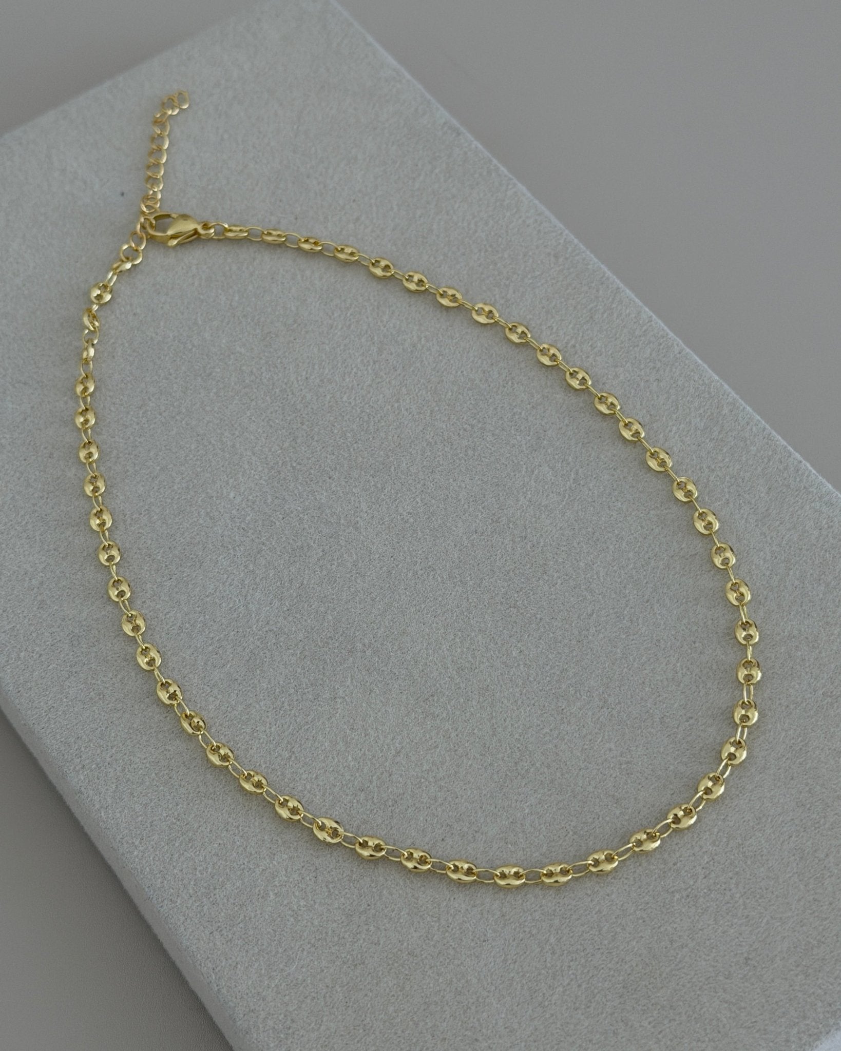 Classic Dainty Chain Necklace - Necklace | LimaLimón Store - 1