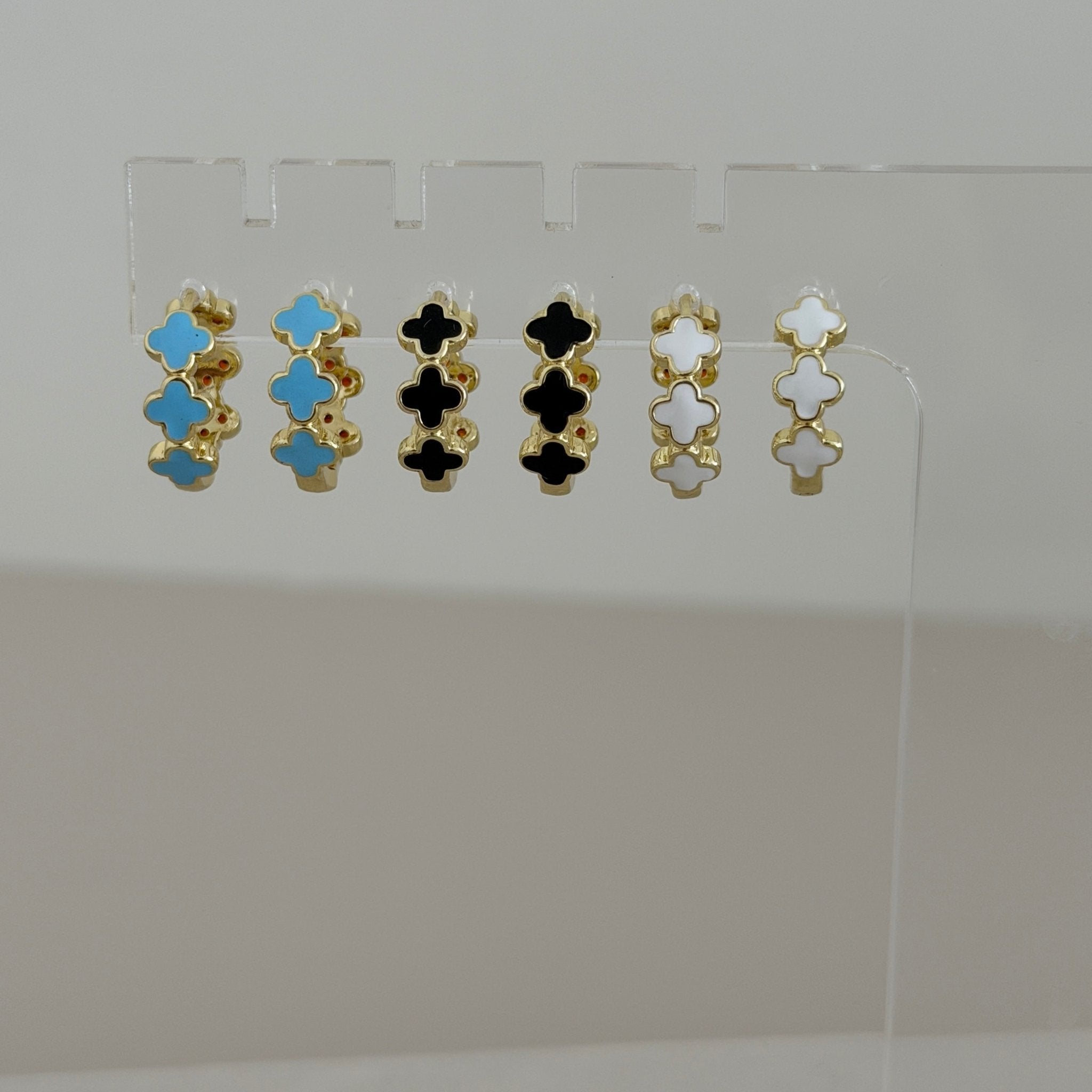 Clover Enamel Huggie Earrings - Earring | LimaLimón Store - 5