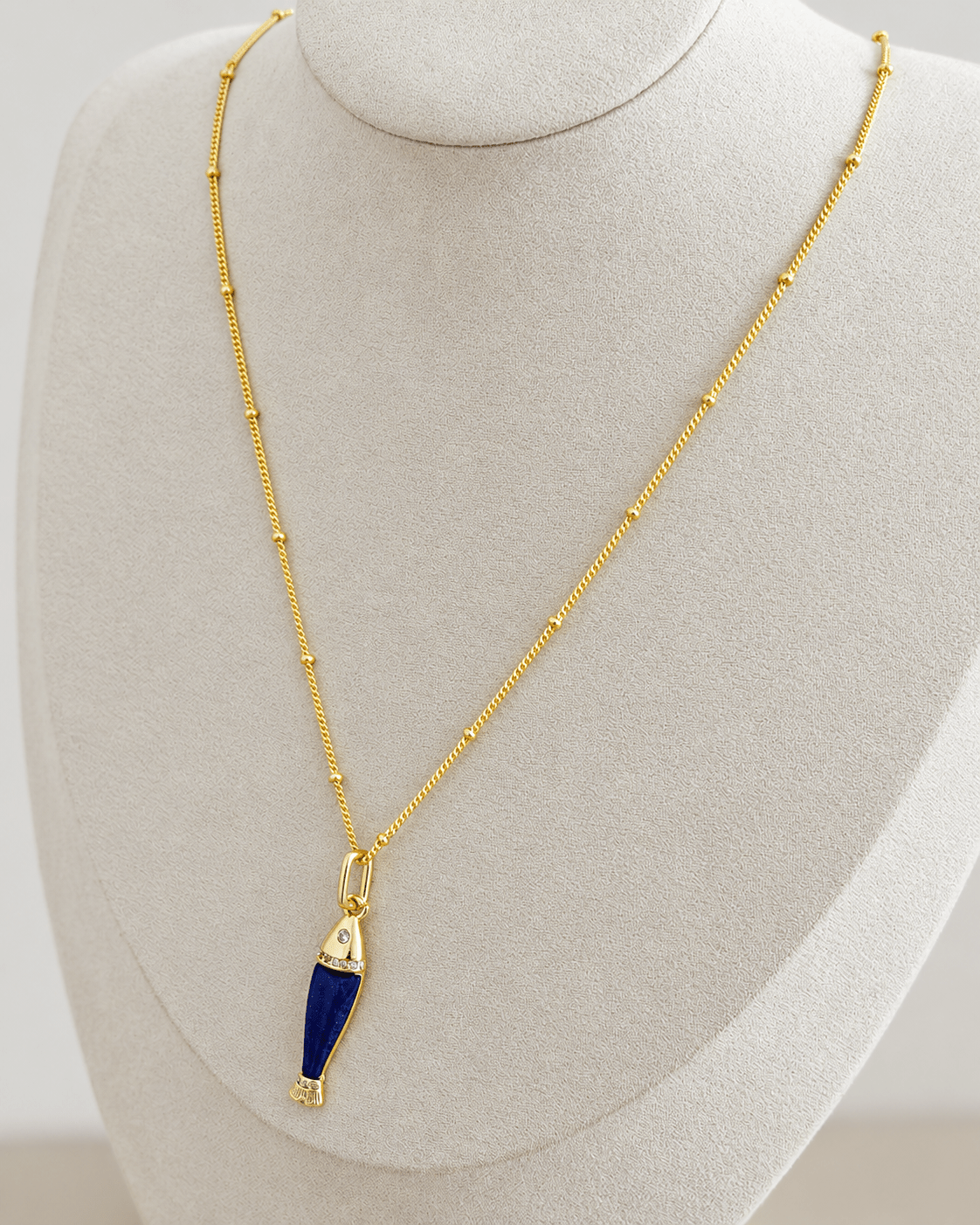 Coastal Fish Pendant Necklace - Necklaces | LimaLimón Store - 1