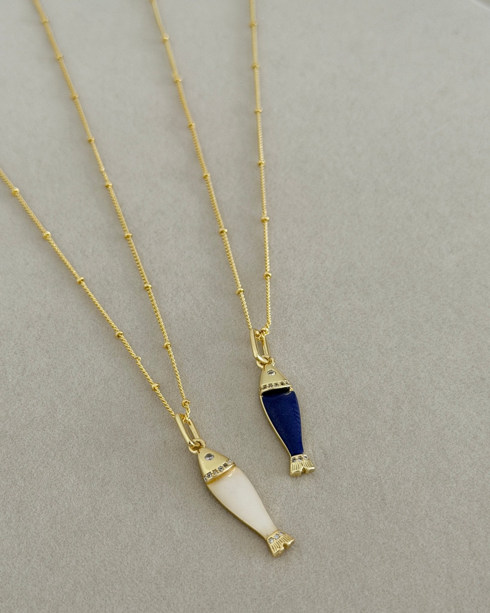 Coastal Fish Pendant Necklace - Necklaces | LimaLimón Store - 2