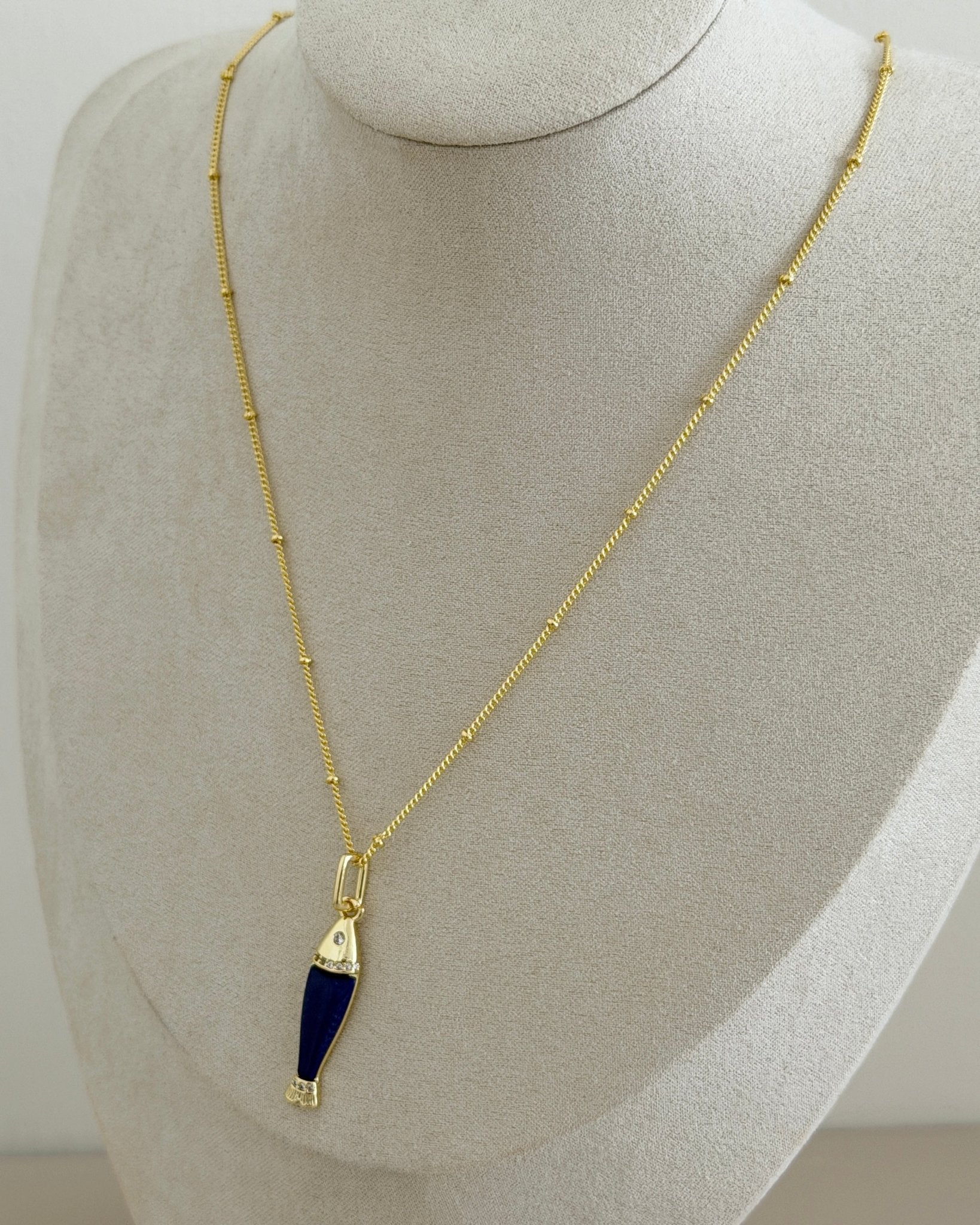 Coastal Fish Pendant Necklace - Necklaces | LimaLimón Store - 5