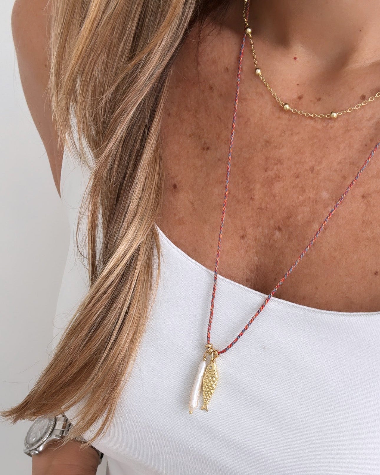 Cord Necklace with Gold Fish Charm - Necklace | LimaLimón Store - 3