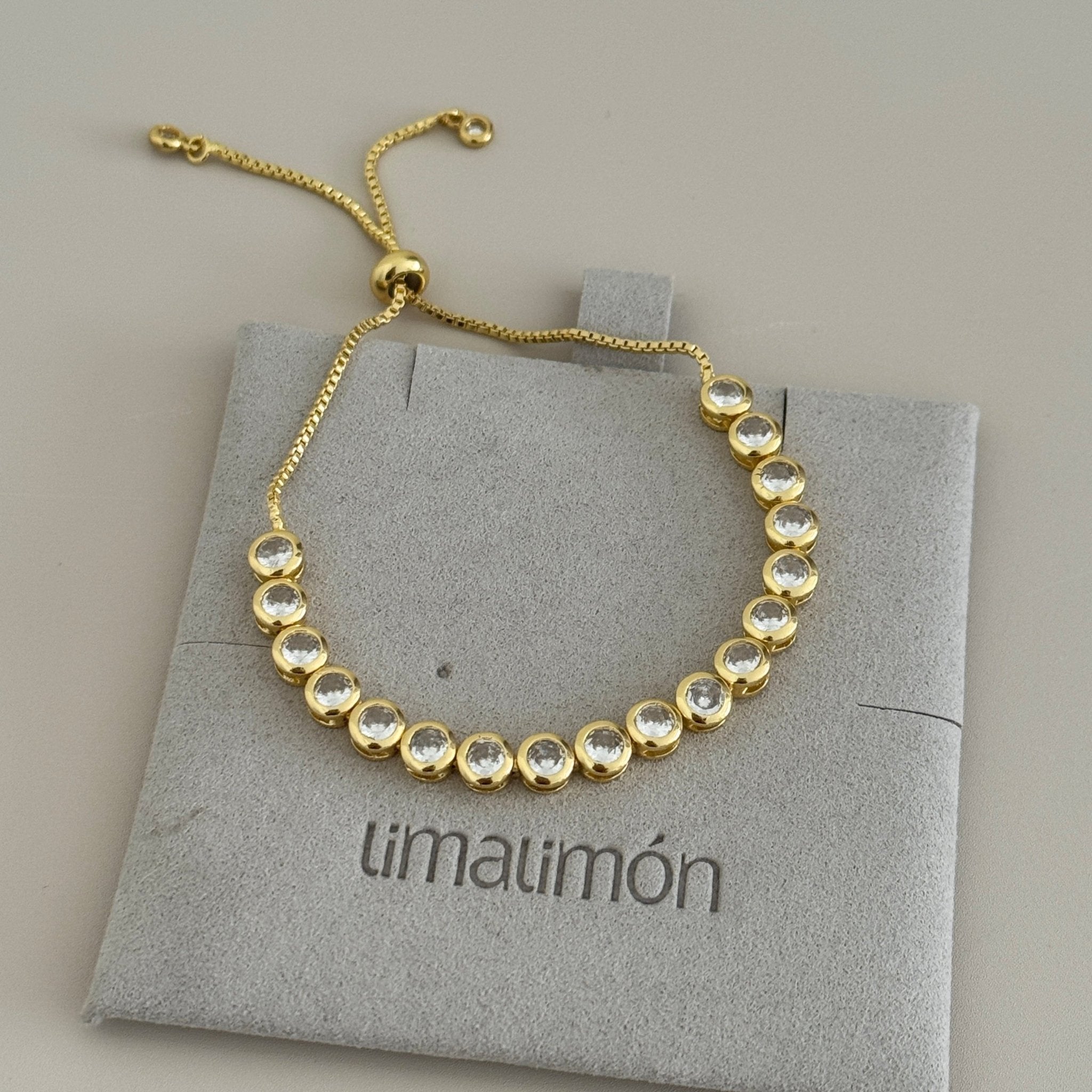Crystal Bezel Adjustable Bracelet - Bracelets | LimaLimón Store - 3