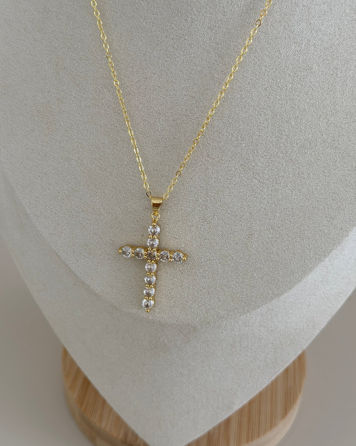 Crystal Cross Necklace - Necklaces | LimaLimón Store - 5
