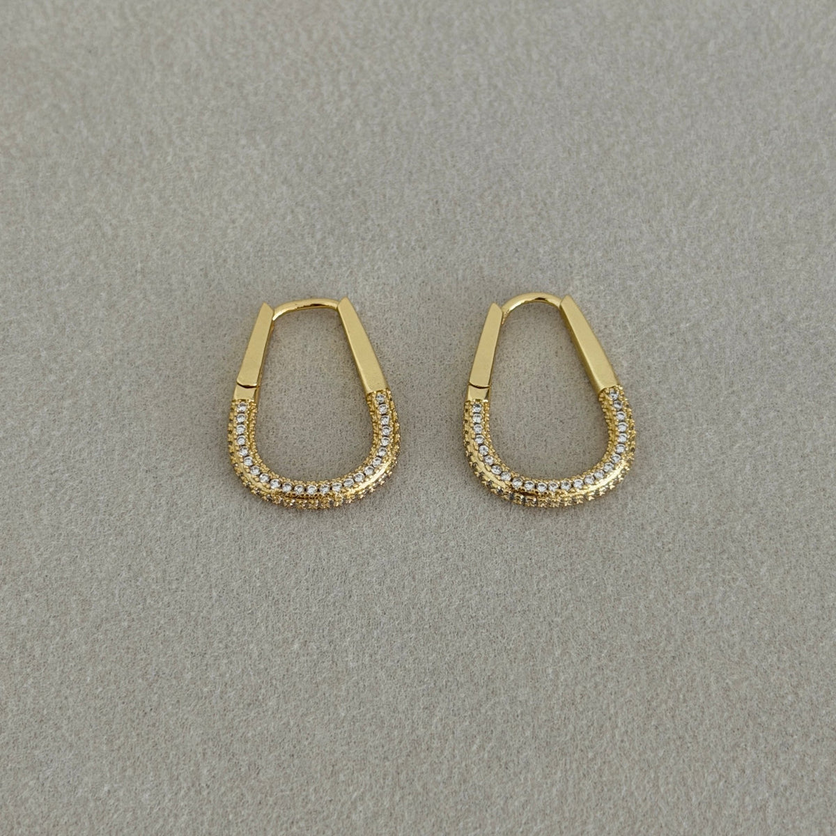 Crystal Drop Hoop Earrings - Earring | LimaLimón Store - 1