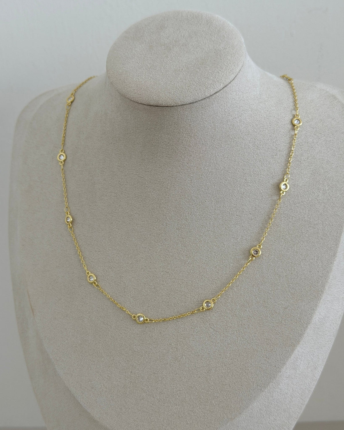 Crystal Stations Necklace - Necklaces | LimaLimón Store - 2