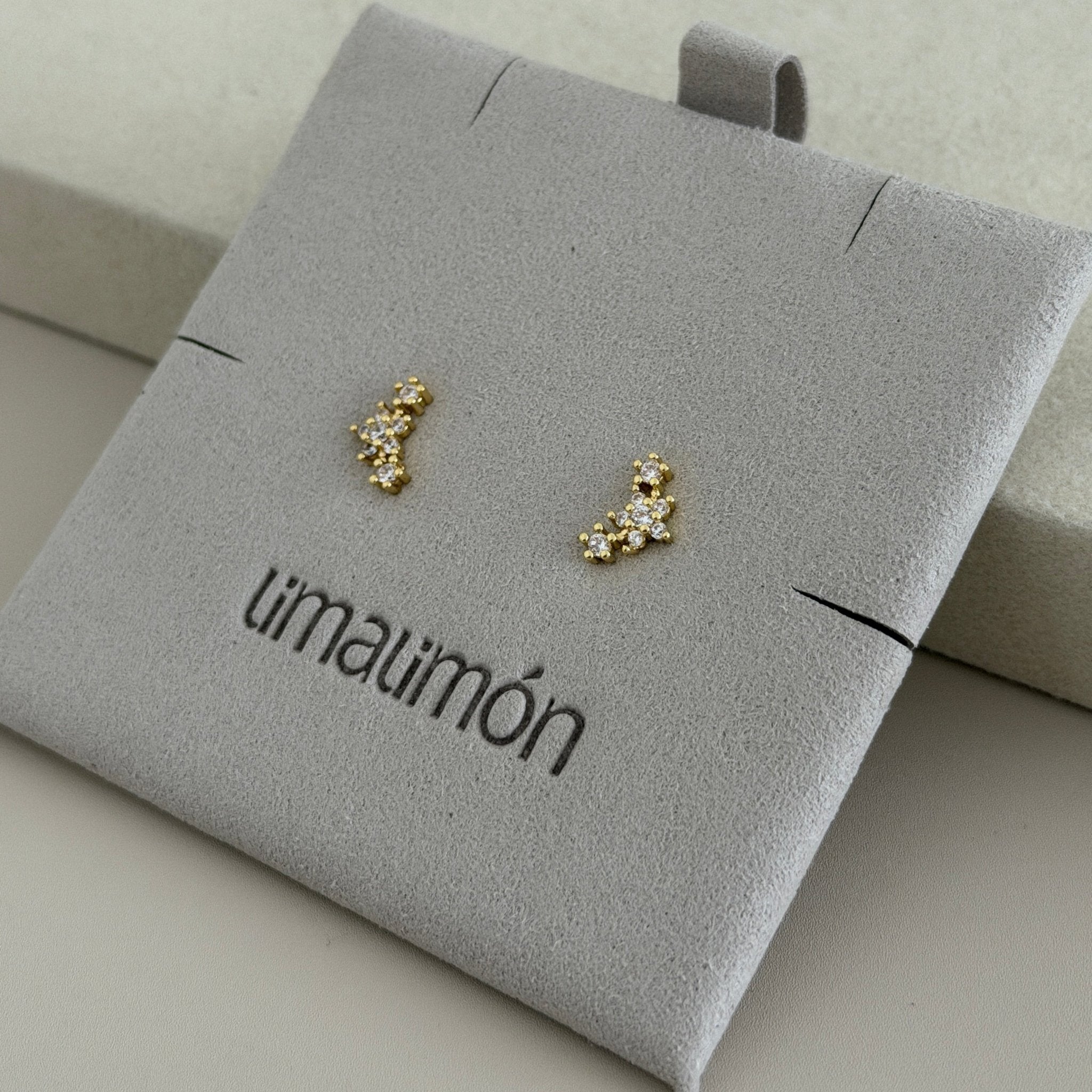 Crystal Vine Stud Earrings - Earring | LimaLimón Store - 1