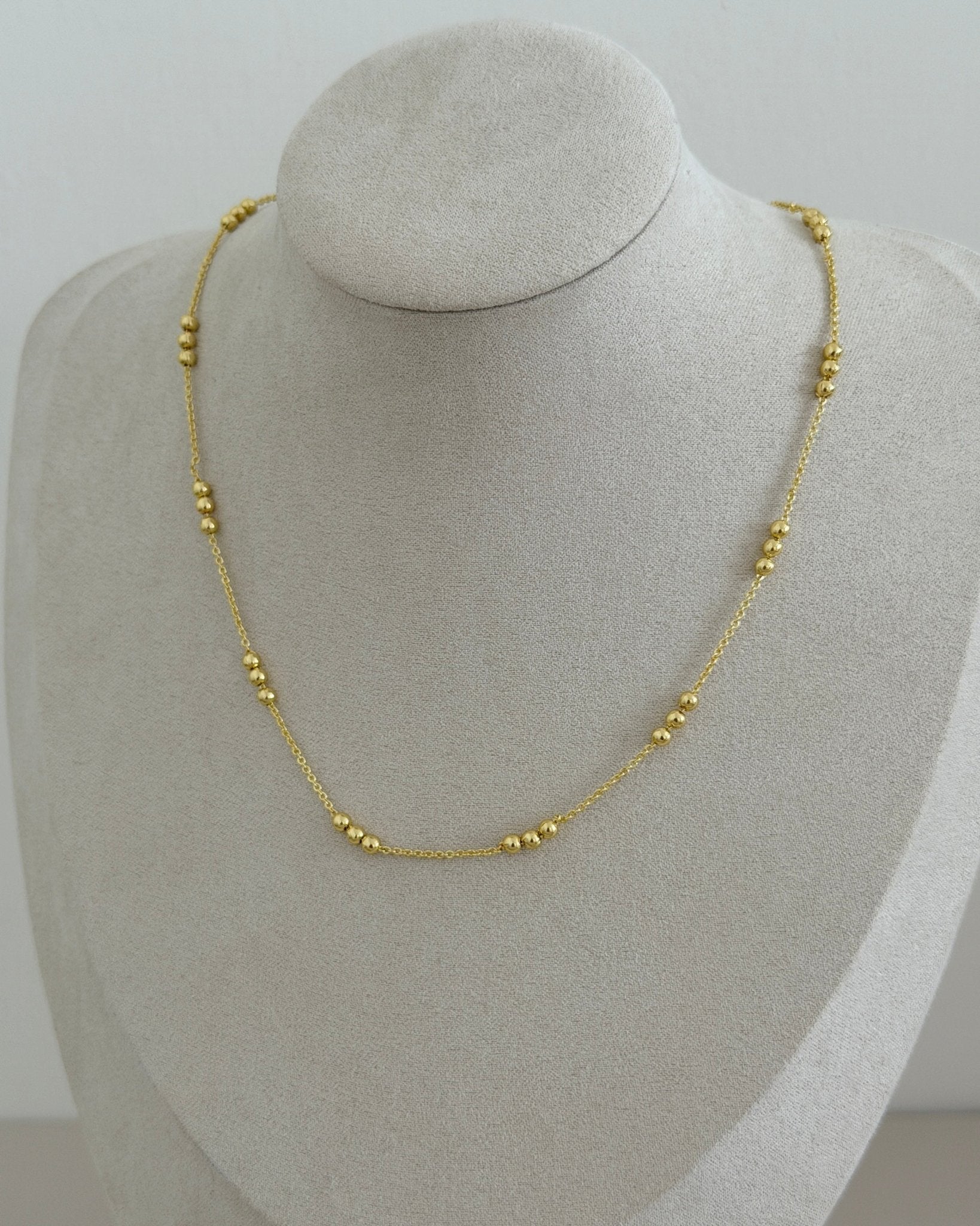 Dainty Beaded Necklace - Necklace | LimaLimón Store - 2