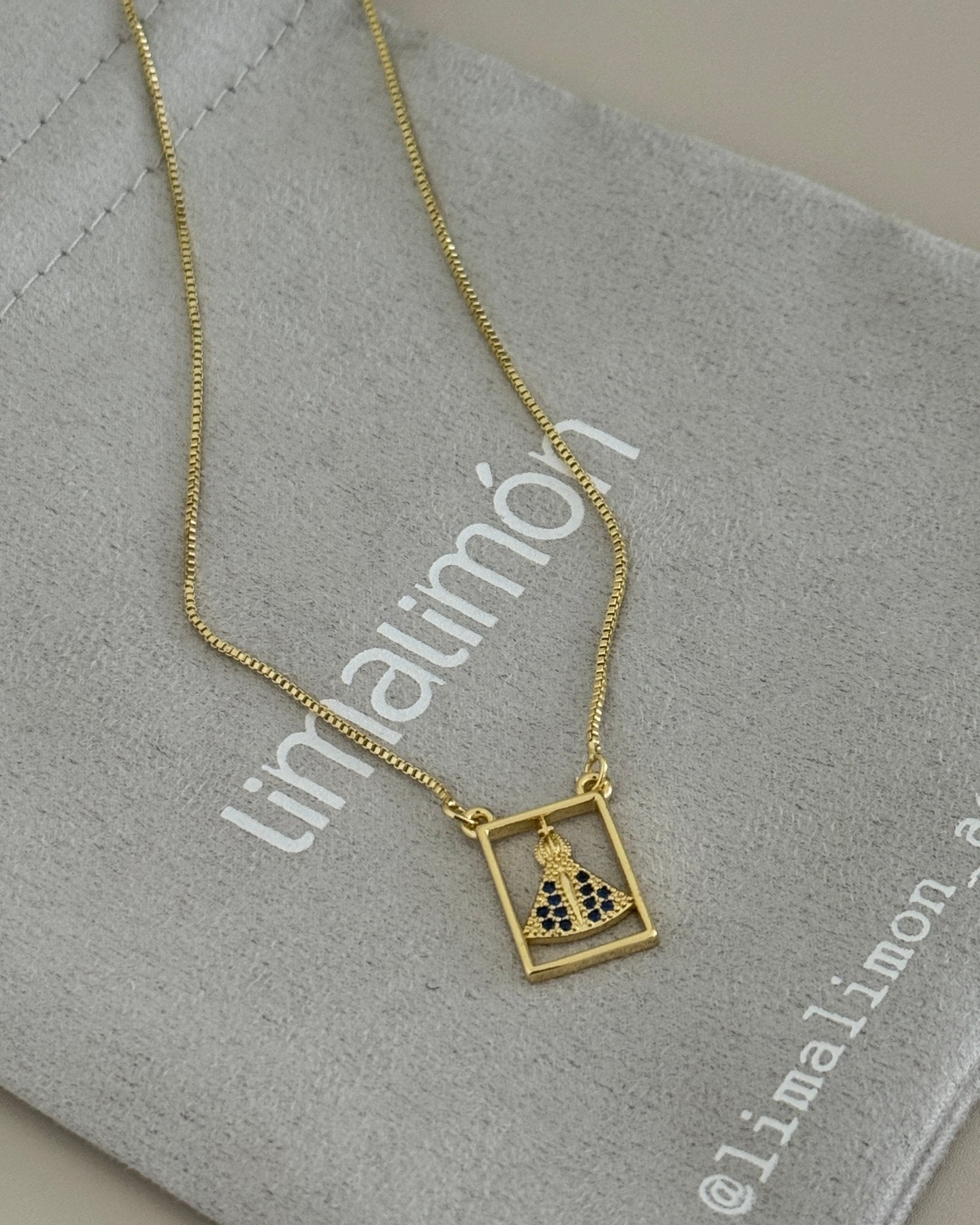 Del Valle Virgin Necklace - Necklace | LimaLimón Store - 4