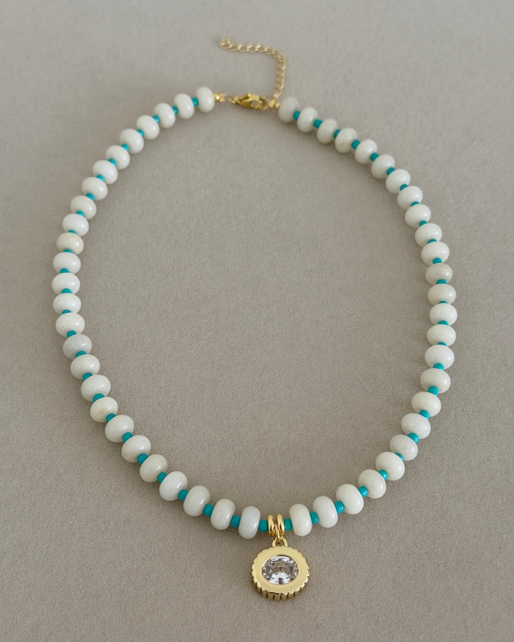 Dual Tone Drop Disc Necklace - Necklaces | LimaLimón Store - 5