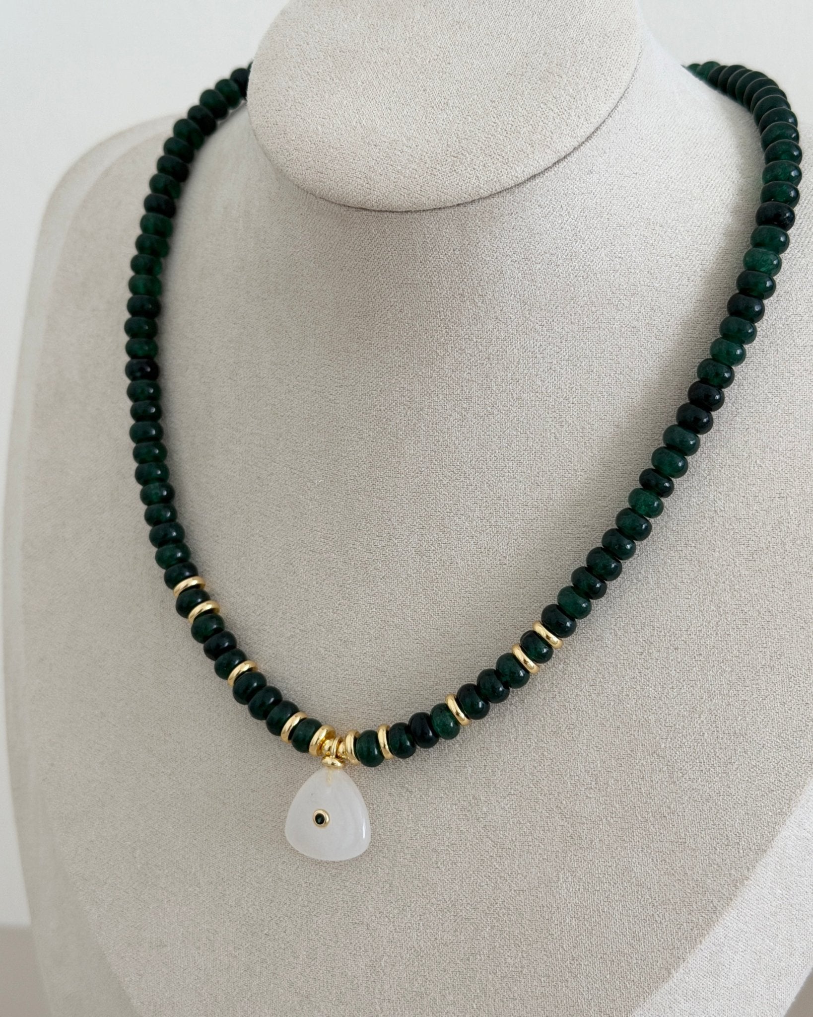 Emerald Aura Necklace - Necklace | LimaLimón Store - 2