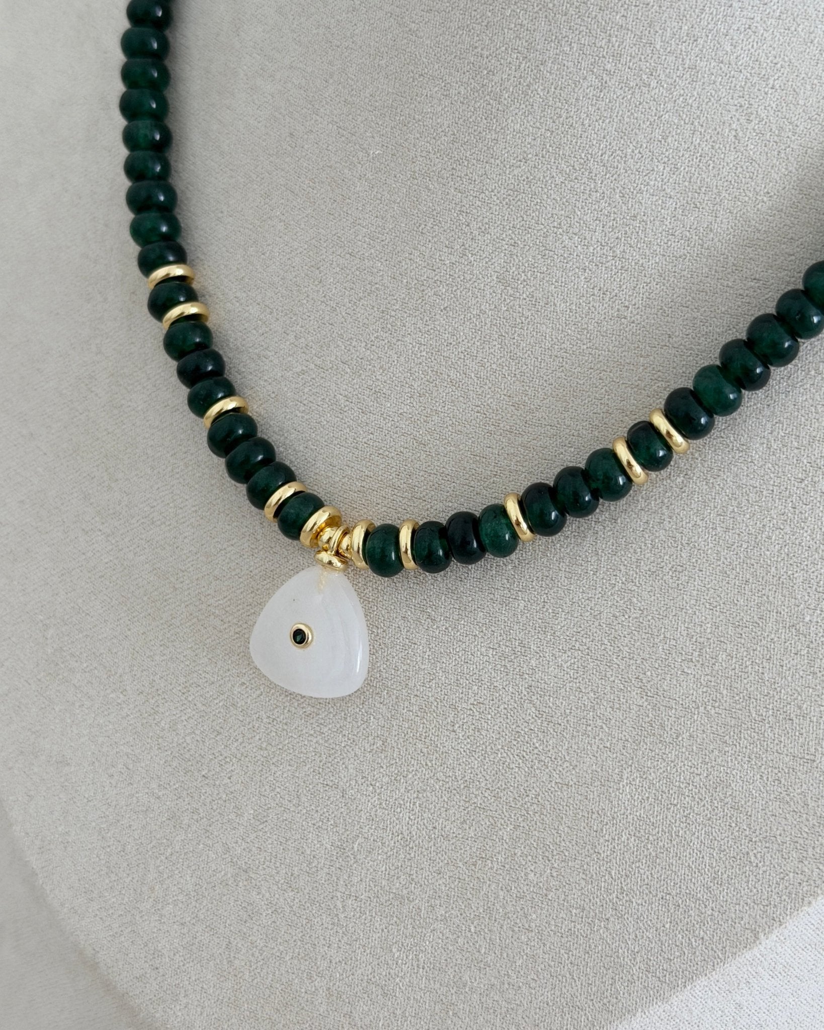 Emerald Aura Necklace - Necklace | LimaLimón Store - 3