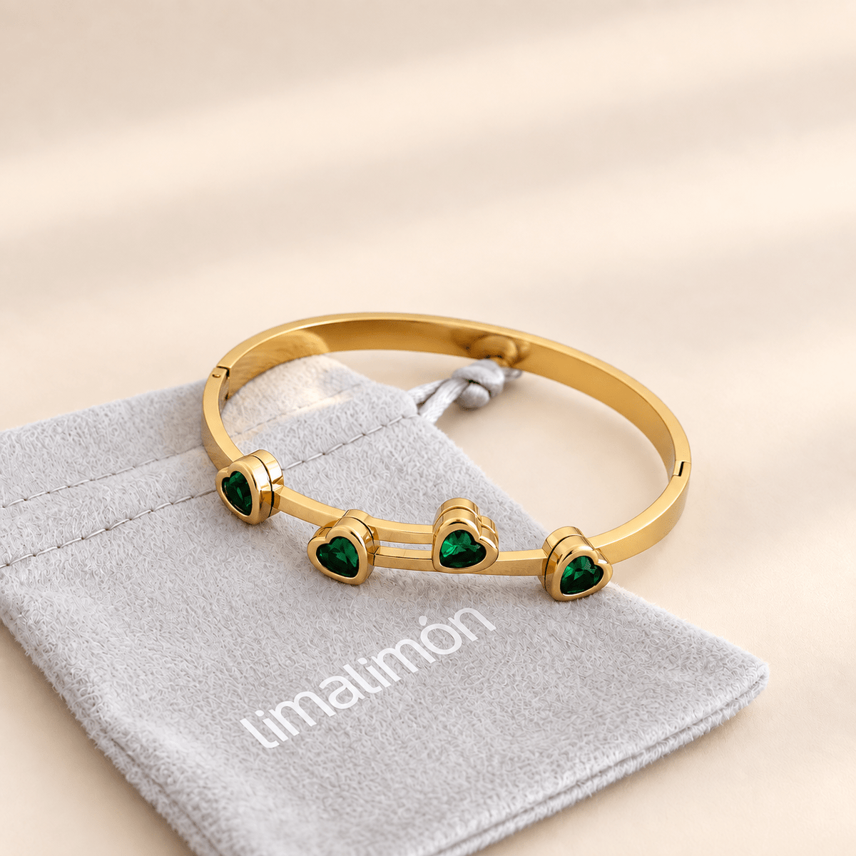 Emerald Hearts Bangle - Bracelets | LimaLimón Store - 3