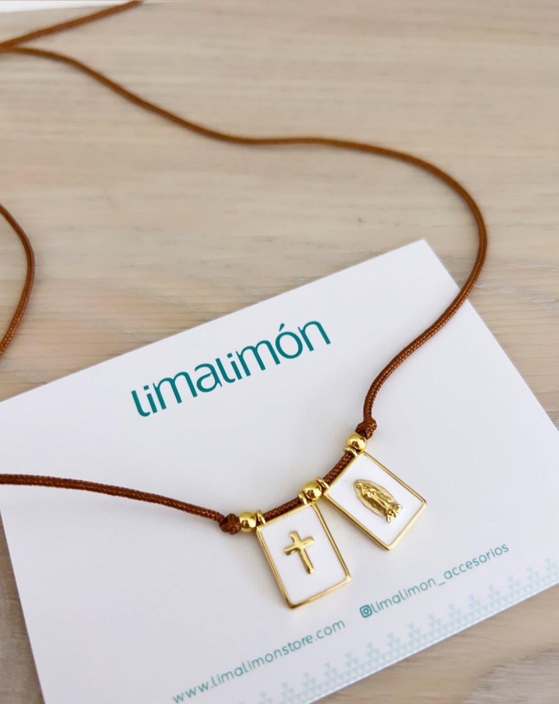 Escapulario Necklace - Necklace | LimaLimón Store - 3