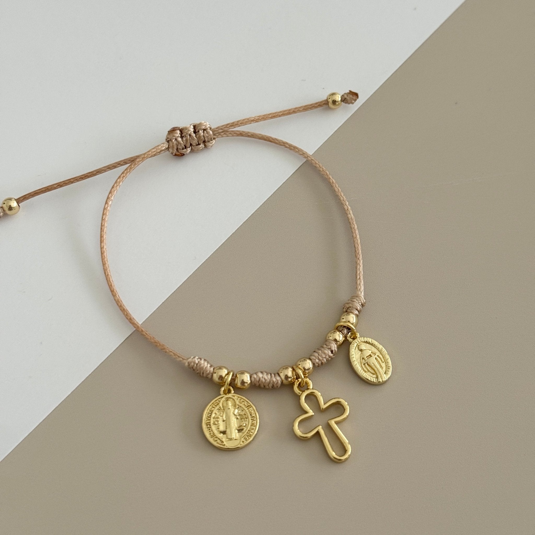 Faith and Blessings Bracelet - Bracelets | LimaLimón Store - 3