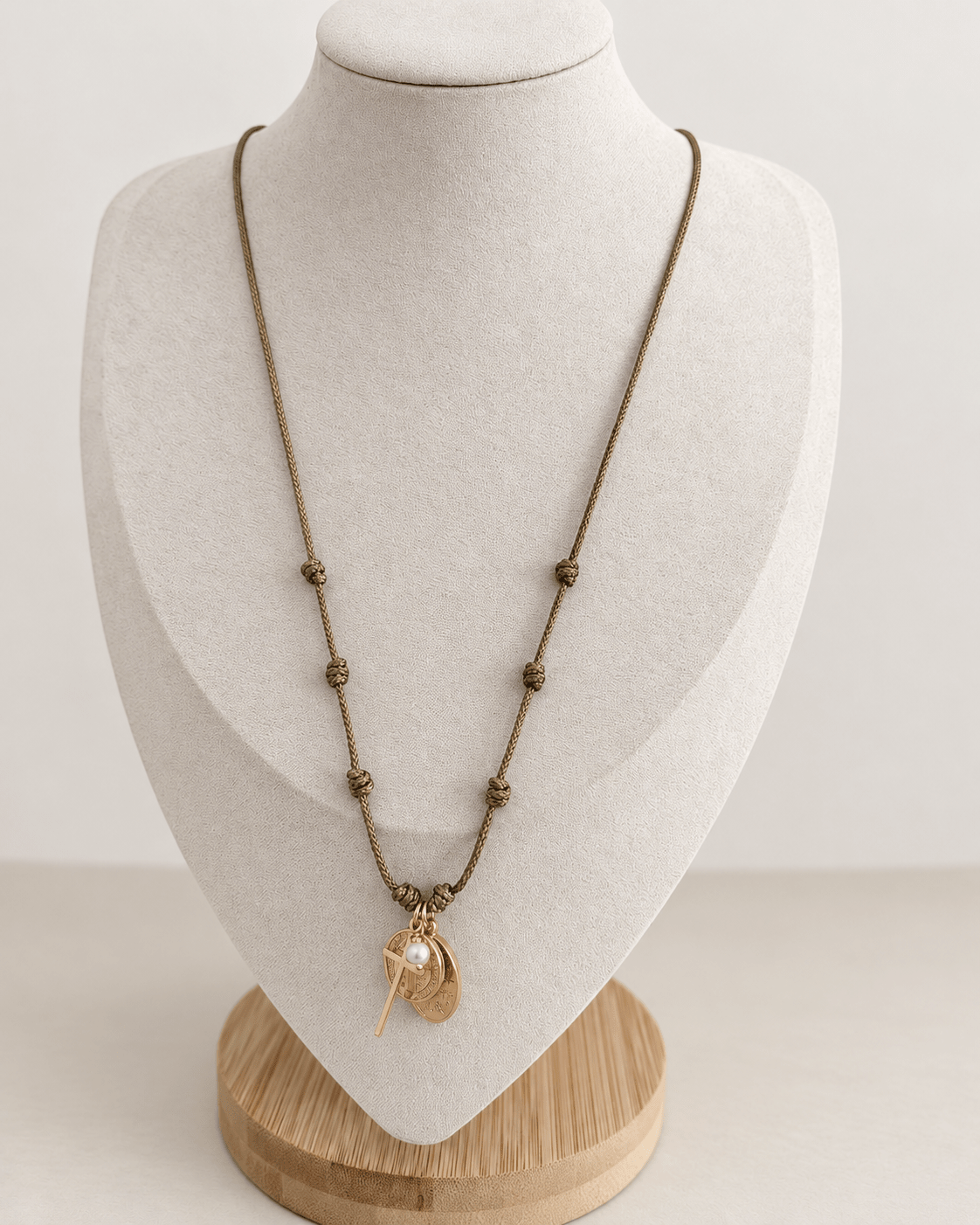 Faith Knot Adjustable Necklace - Necklaces | LimaLimón Store - 2