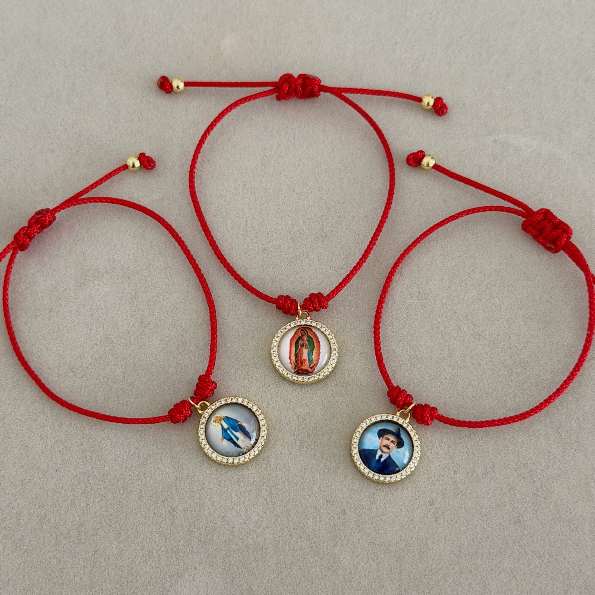 Faith Medallion Bracelet - Bracelet | LimaLimón Store - 1