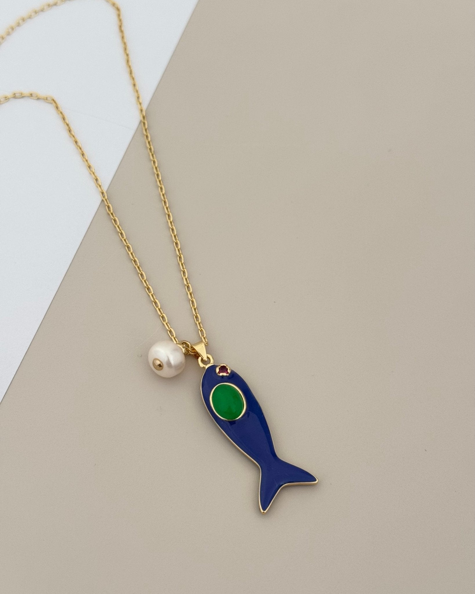 Fish Pearl Necklace - Necklace | LimaLimón Store - 2