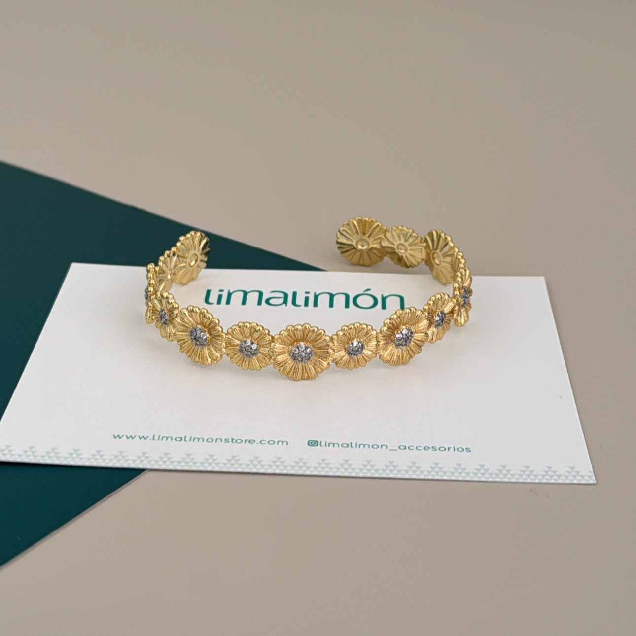 Flower Bangle - LimaLimón Store