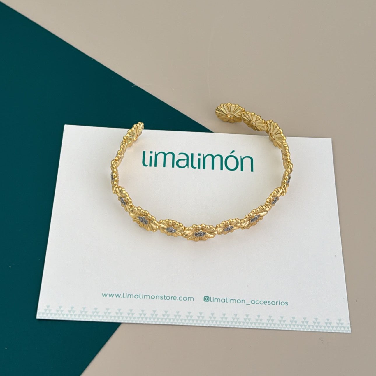 Flower Bangle - LimaLimón Store