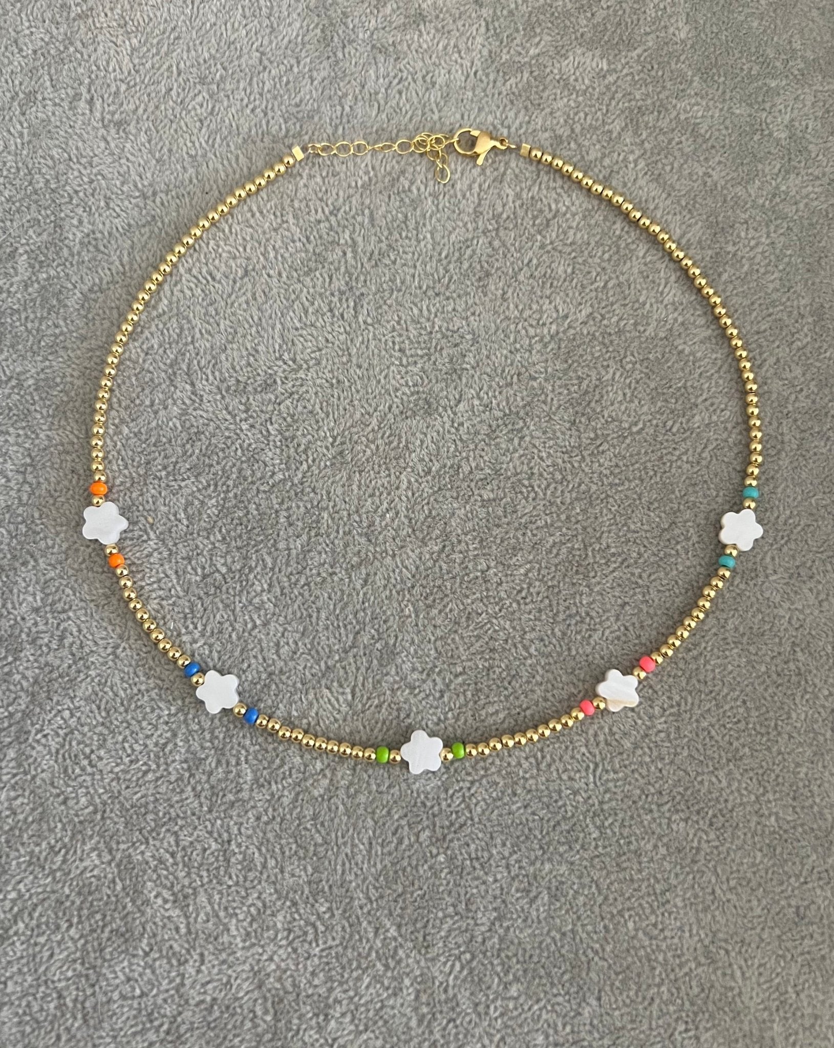 Flower Nacre Bead Necklace - Necklaces | LimaLimón Store - 3