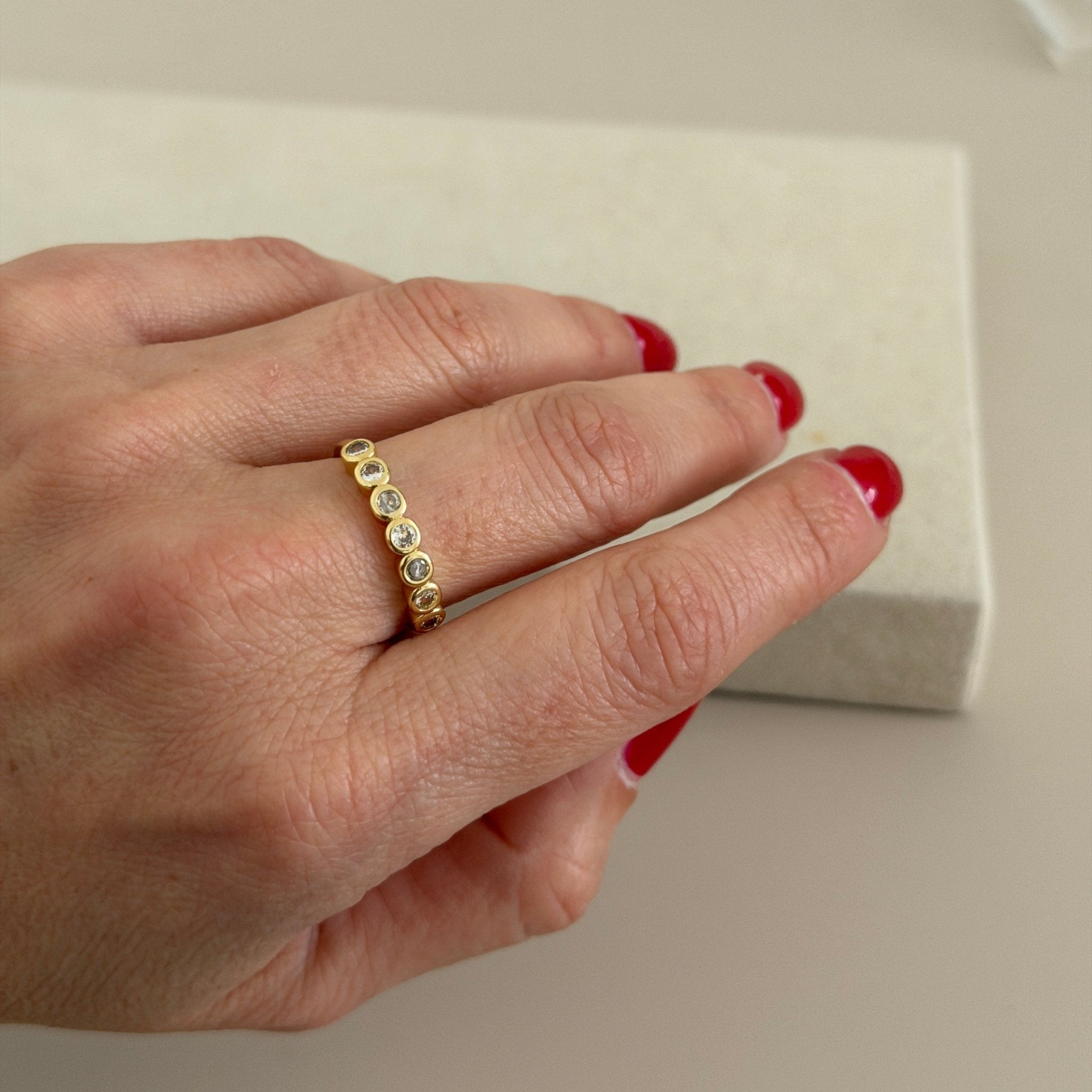 Gold Bezel Crystal Ring - | LimaLimón Store - 2