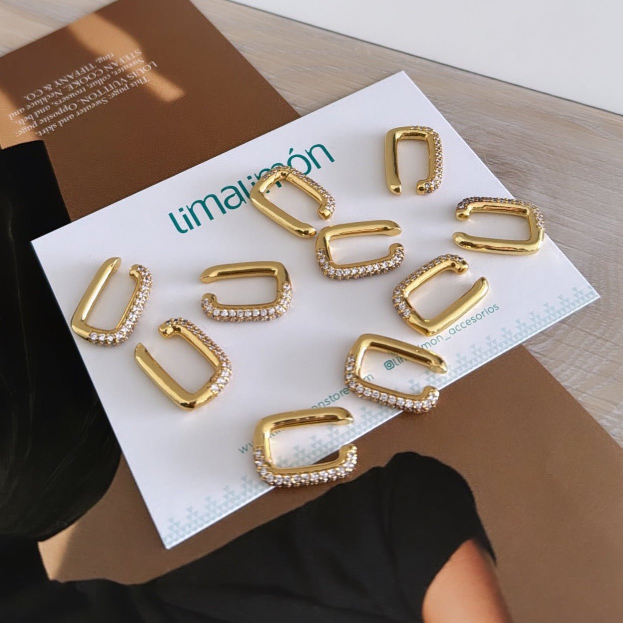 Gold Ear Cuff - Earring | LimaLimón Store - 1