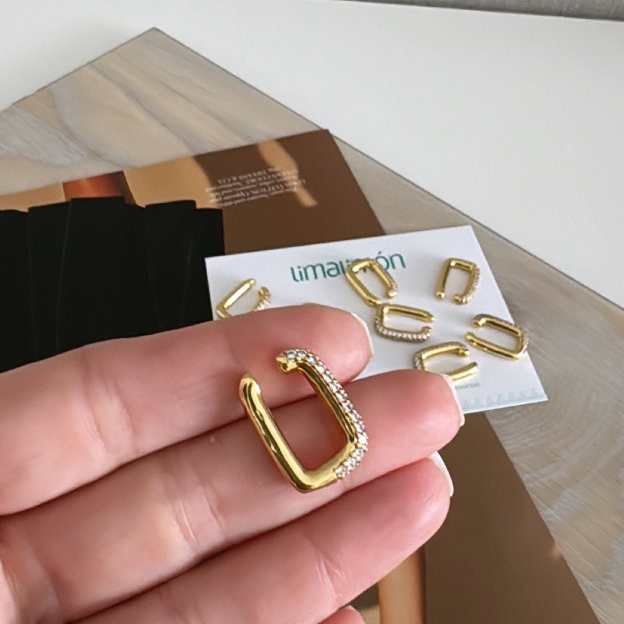 Gold Ear Cuff - Earring | LimaLimón Store - 2